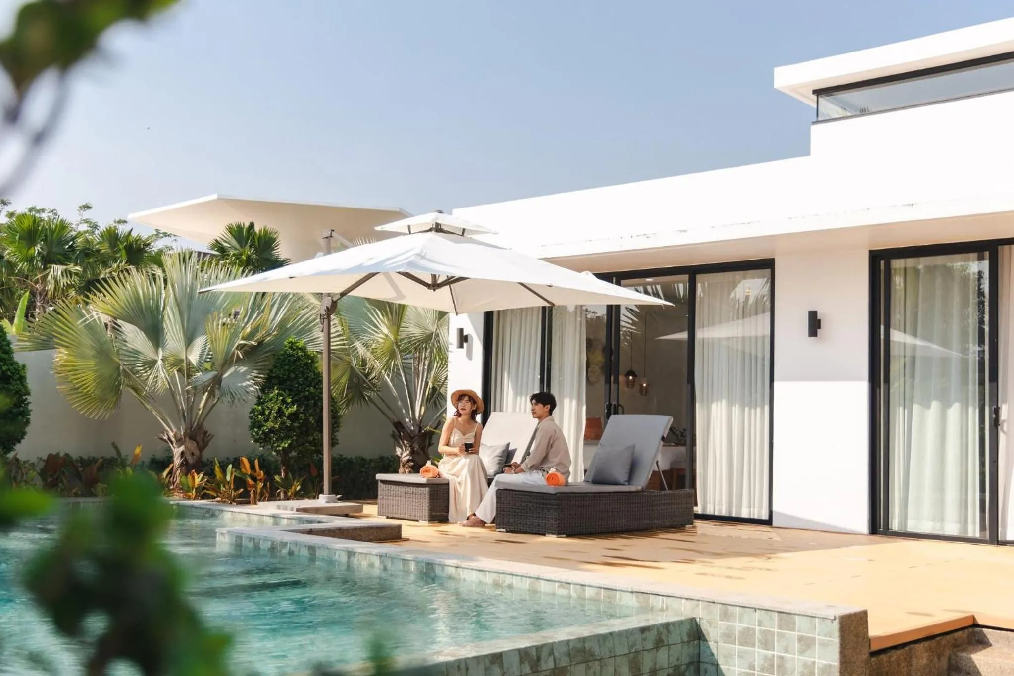 Swimming pool in Wonderland Suites and Resort