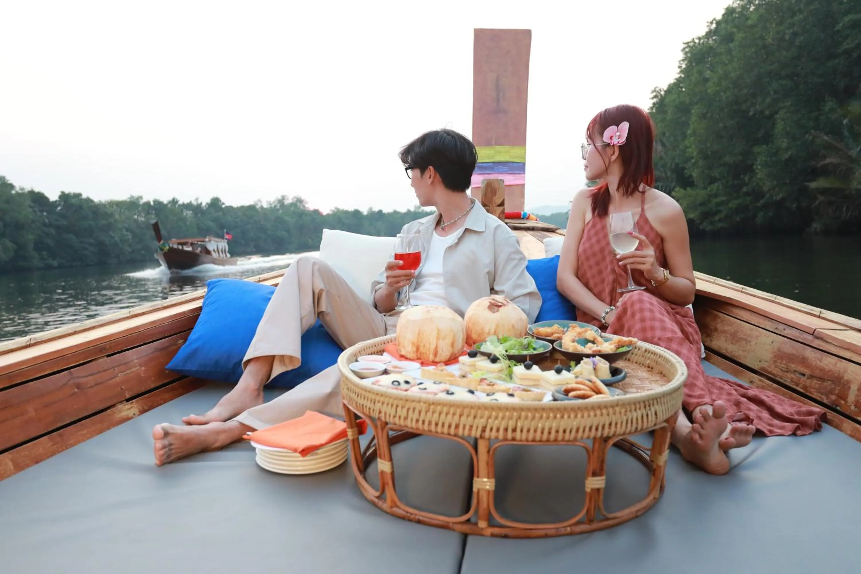 Activities in Wonderland Suites and Resort