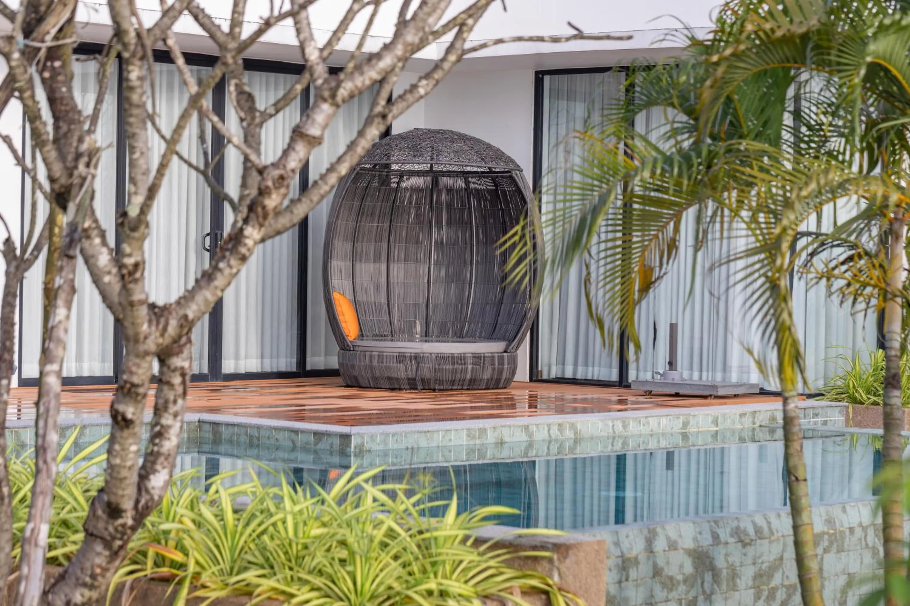 Pool view in Wonderland Suites and Resort