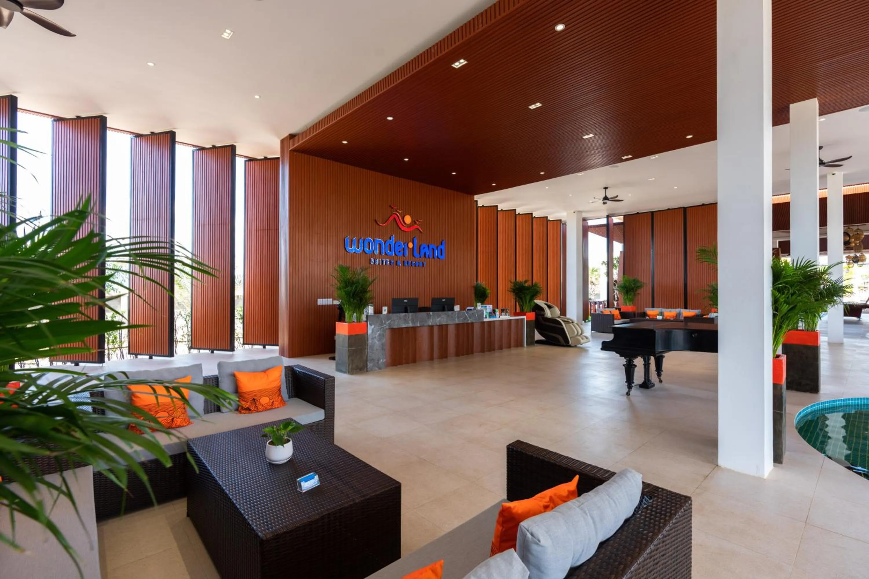 Lobby or reception in Wonderland Suites and Resort