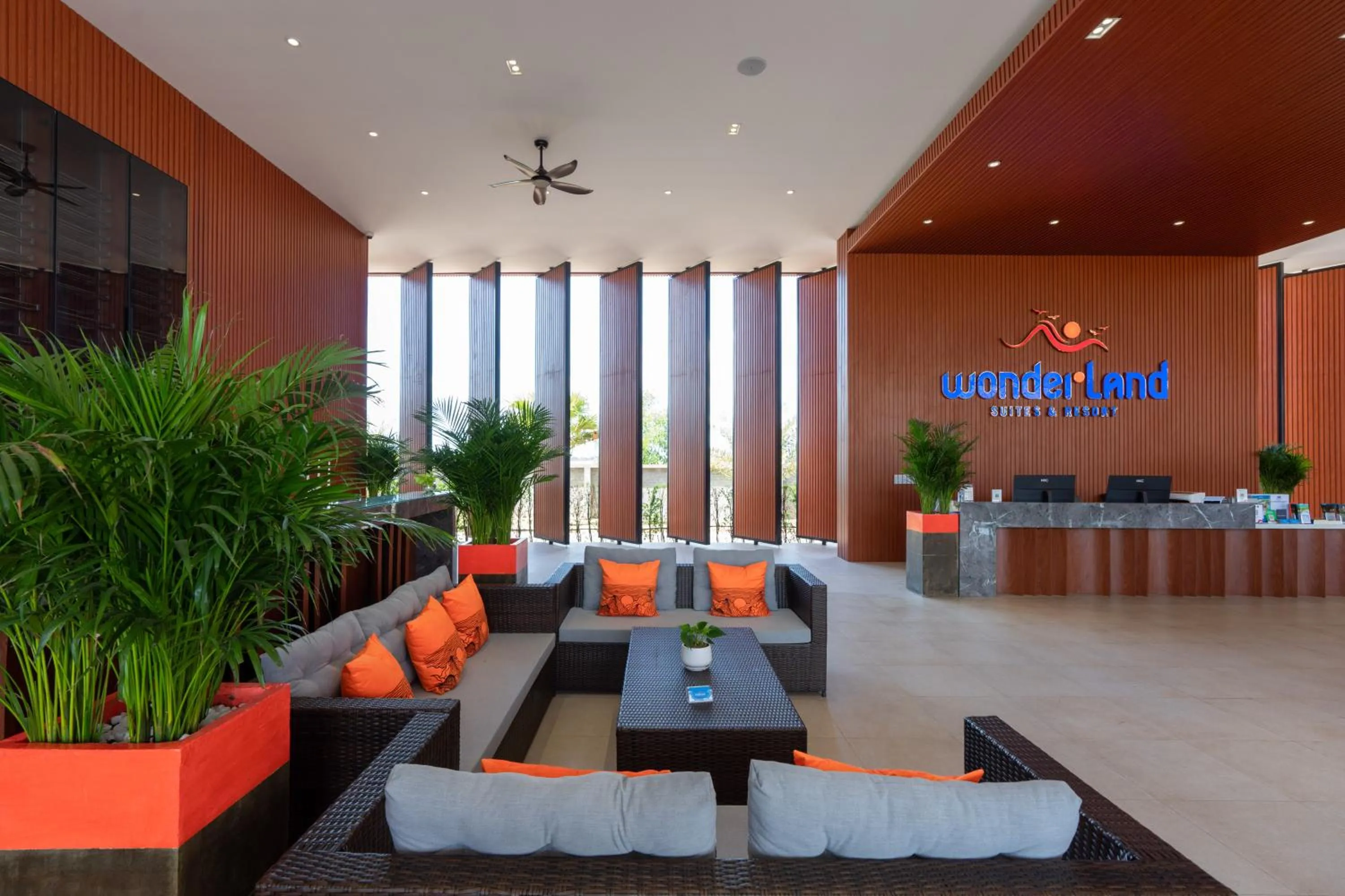 Lobby or reception in Wonderland Suites and Resort
