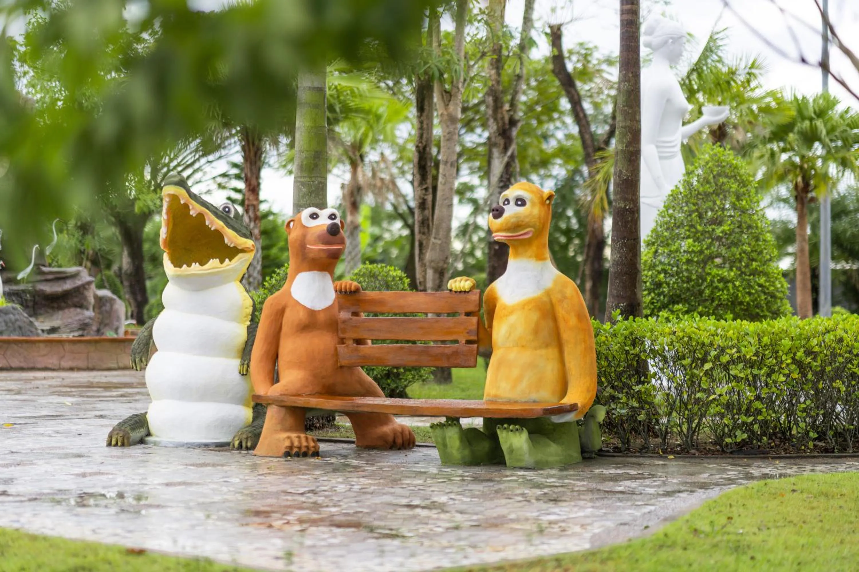 Area and facilities in Wonderland Suites and Resort