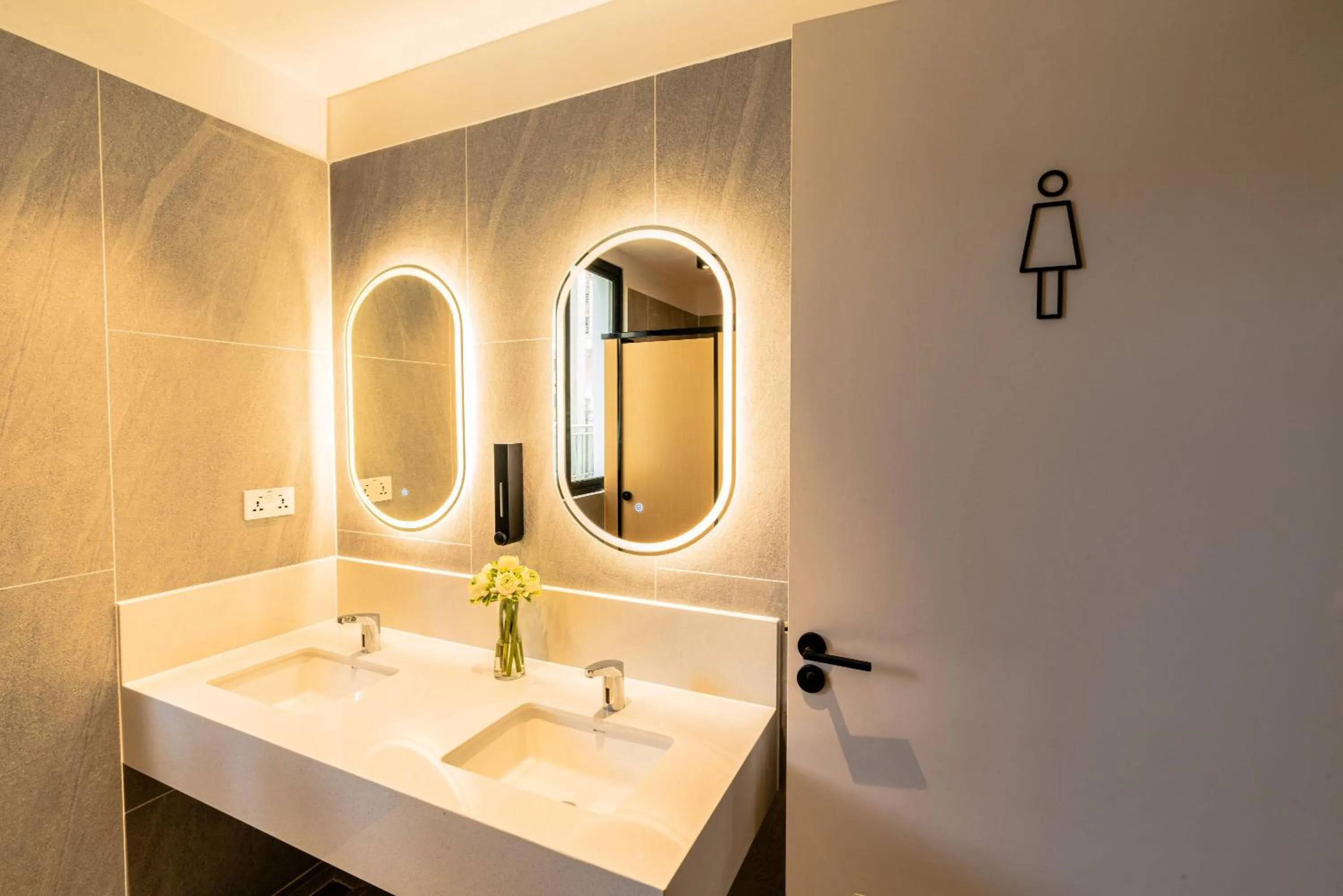 Bathroom in Emerald Hotel Residence