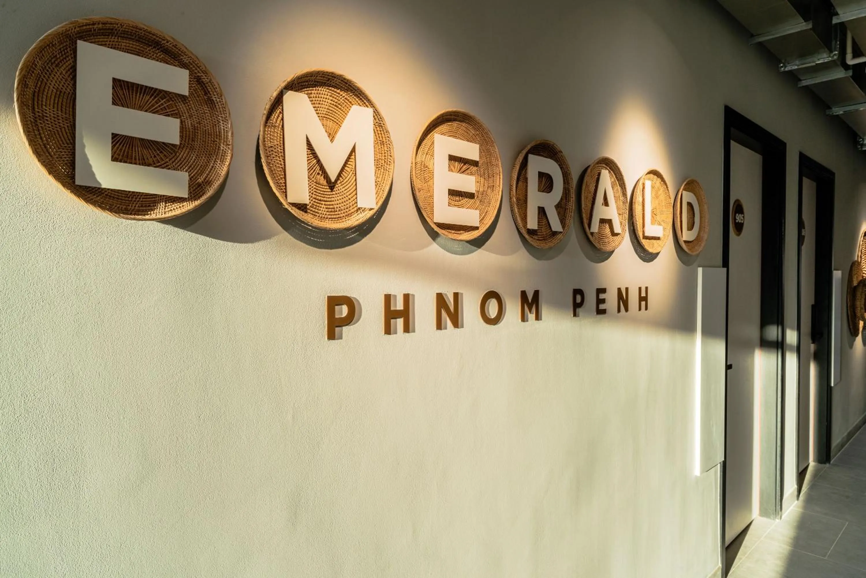 Area and facilities in Emerald Hotel Residence