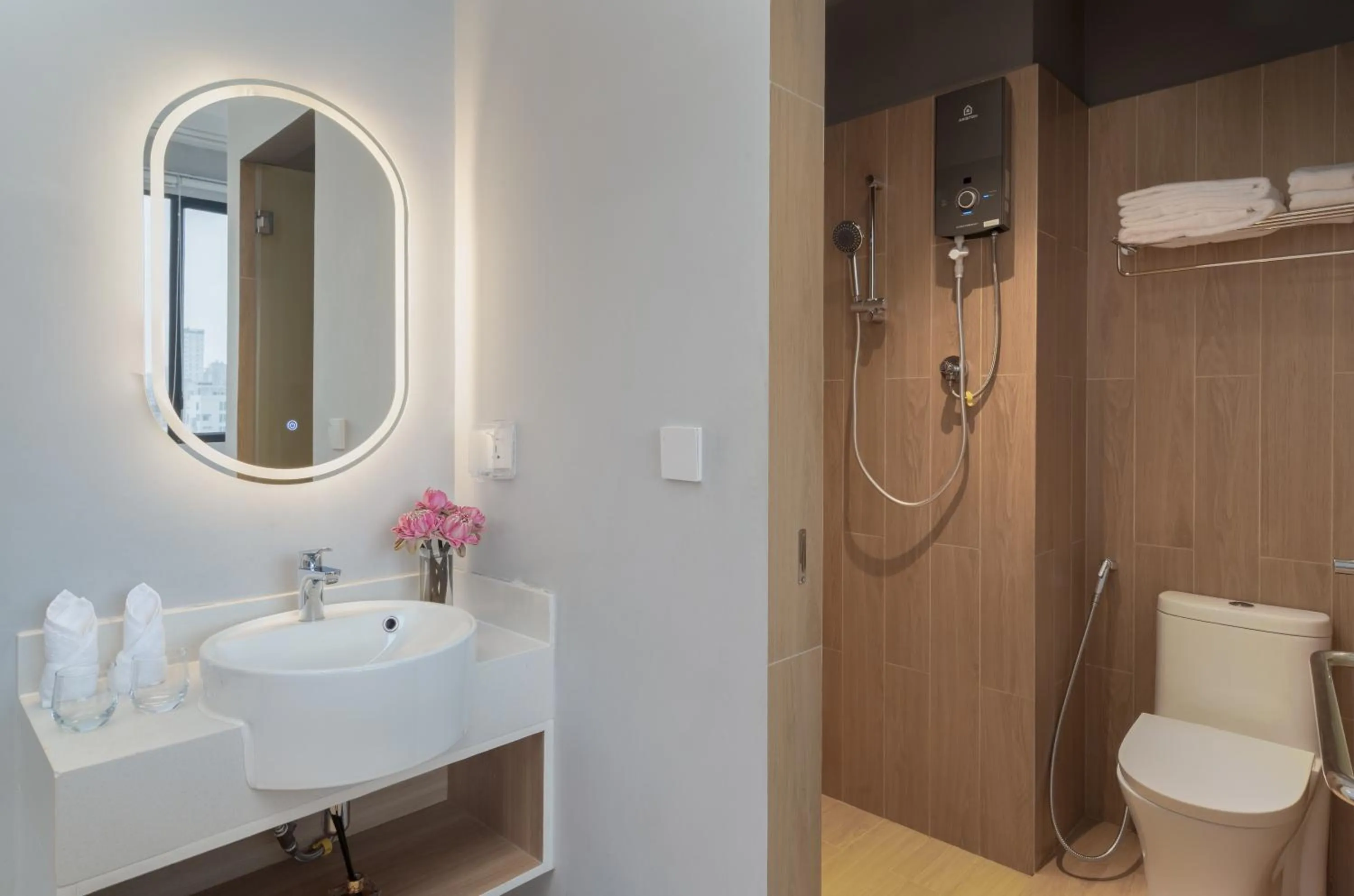 Bathroom in Emerald Hotel Residence