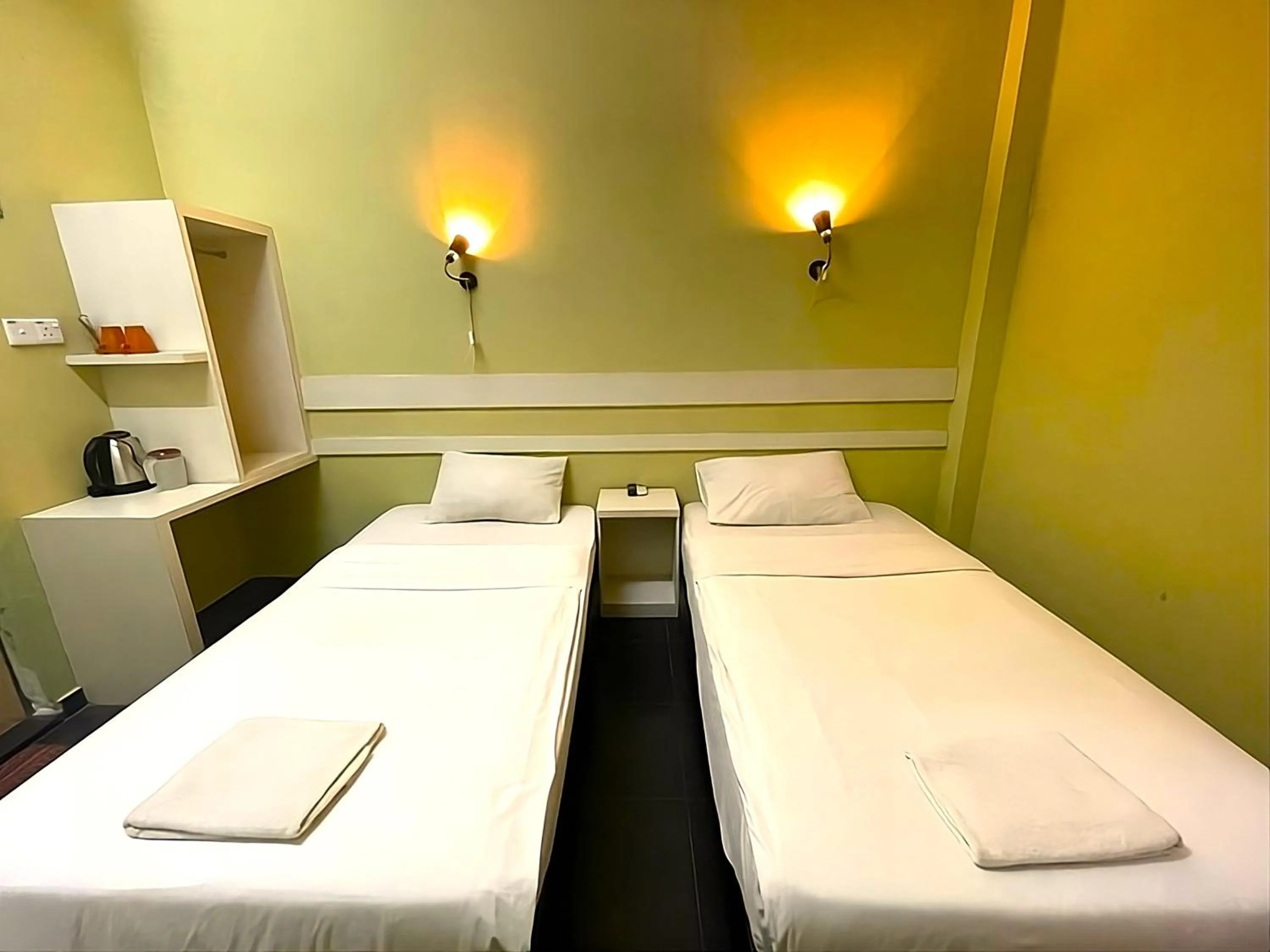 Bedroom in Alia Express Green Mango, Kota Bharu