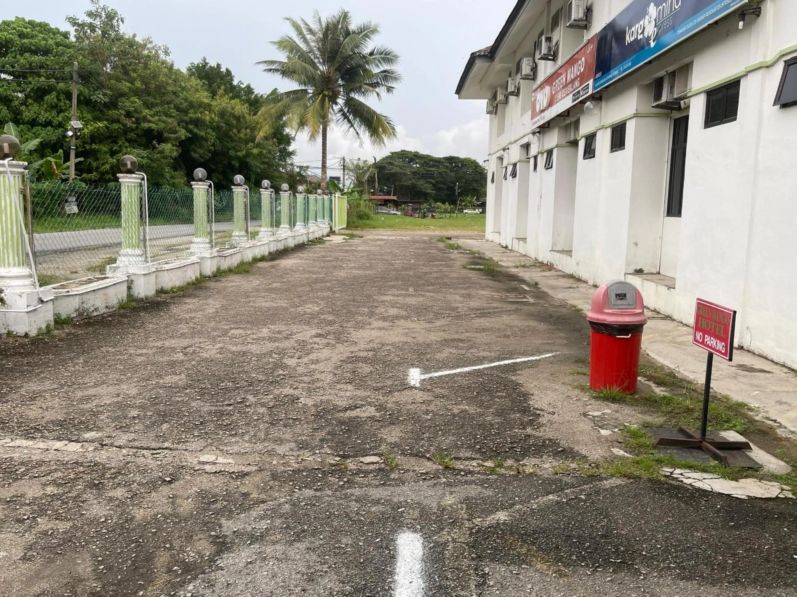Parking in Alia Express Green Mango, Kota Bharu