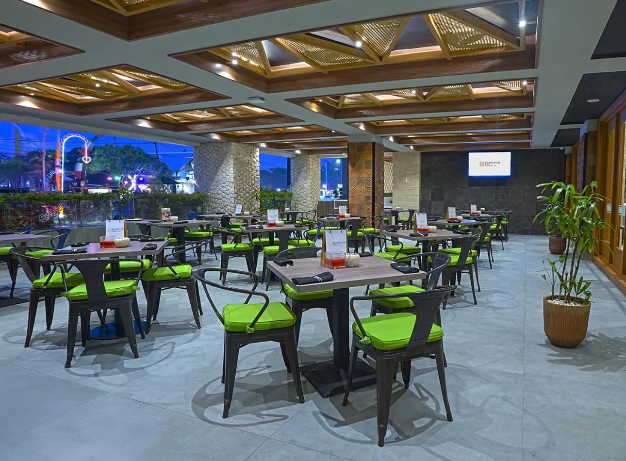 Restaurant/places to eat in Platinum Hotel Jimbaran Beach Bali