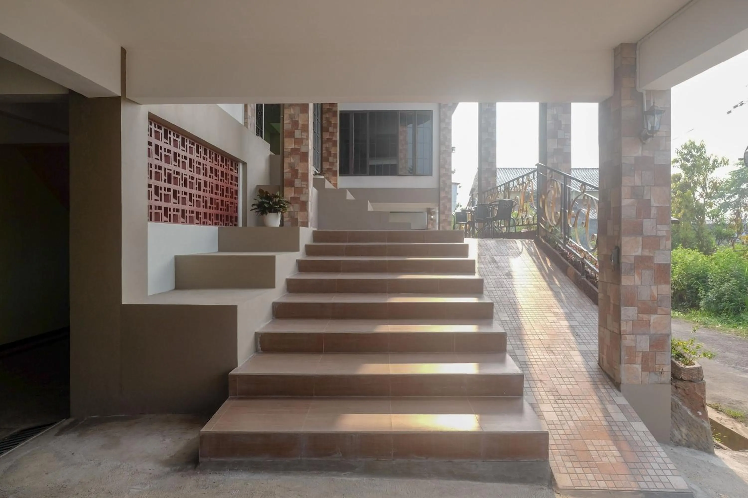 Property building in Urbanview Grand Lotus Hotel by RedDoorz