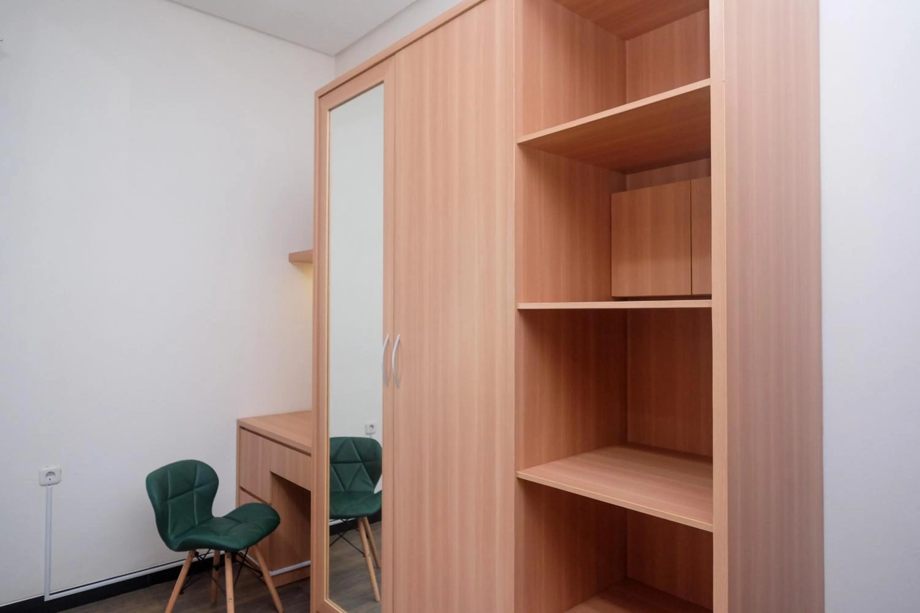 Property building in Urbanview Grand Lotus Hotel by RedDoorz