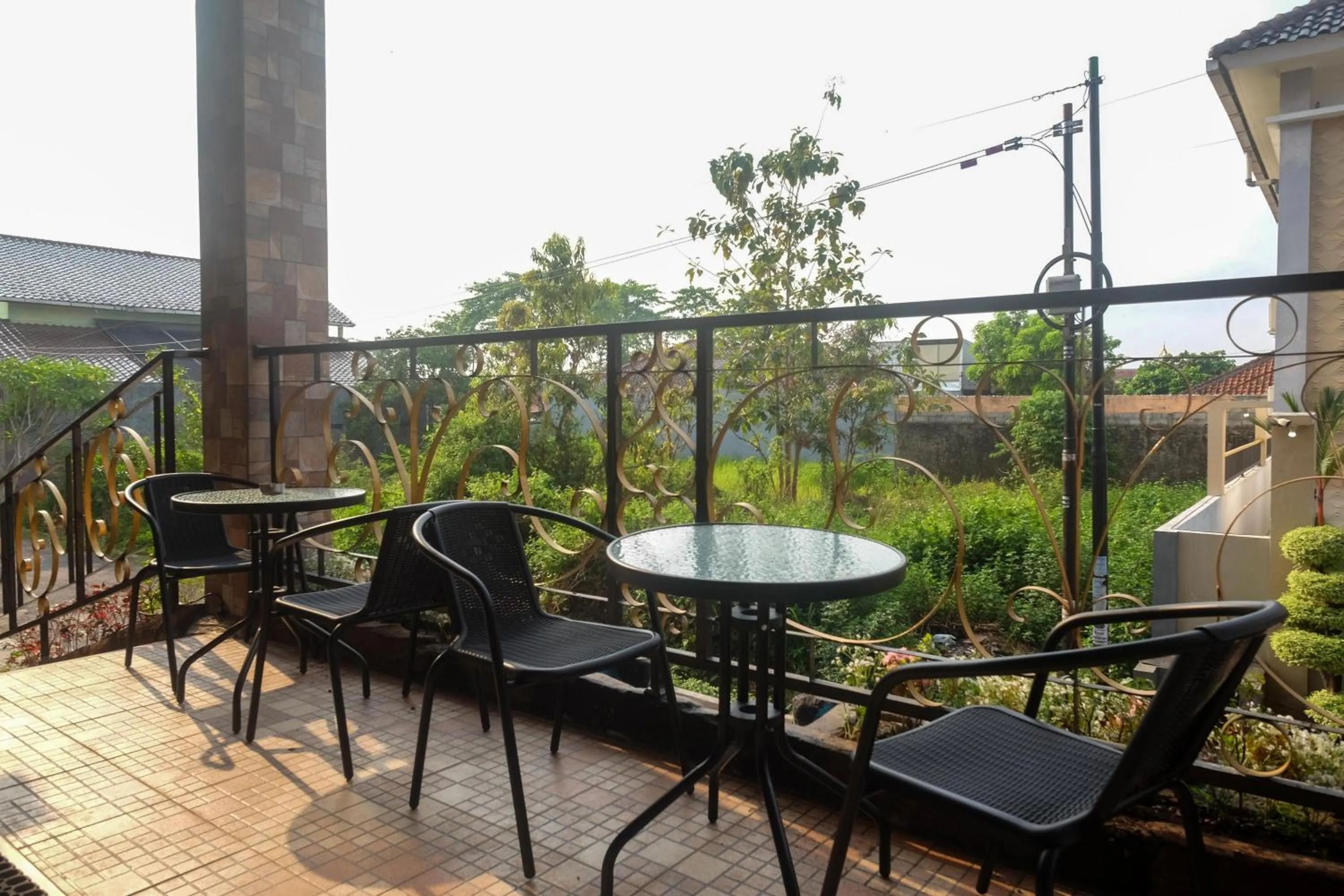 Seating area in Urbanview Grand Lotus Hotel by RedDoorz