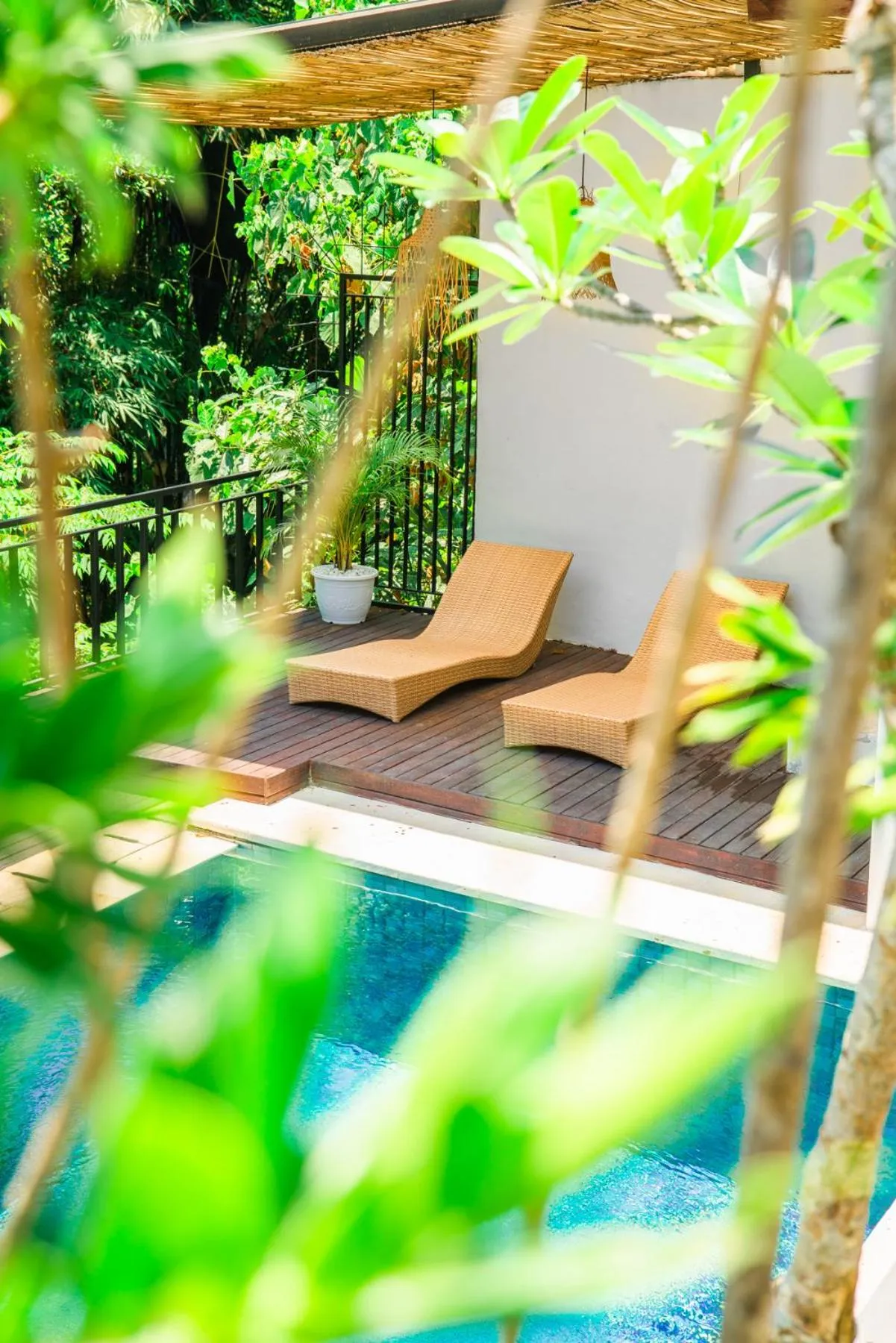 sunbed in Bali Invest Living