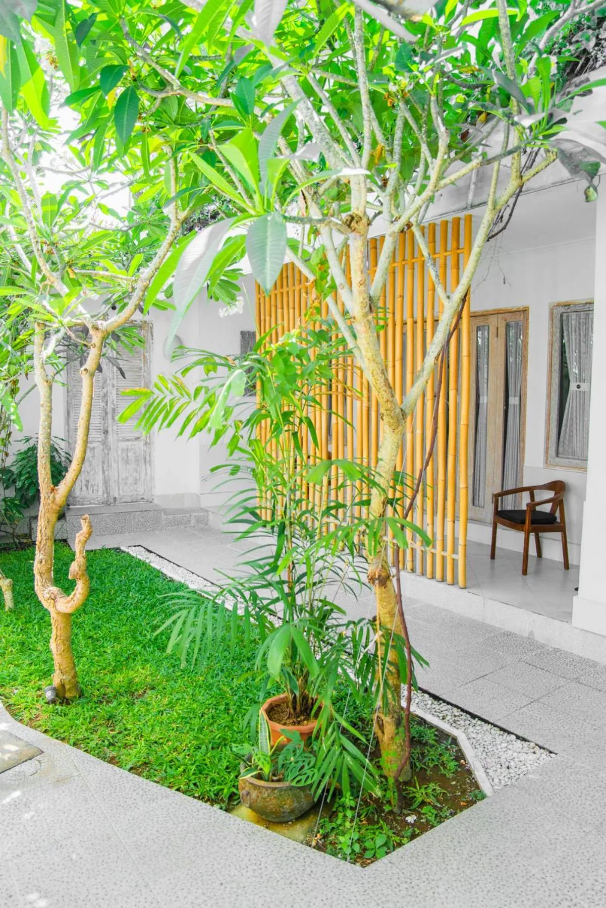 Facade/entrance in Bali Invest Living