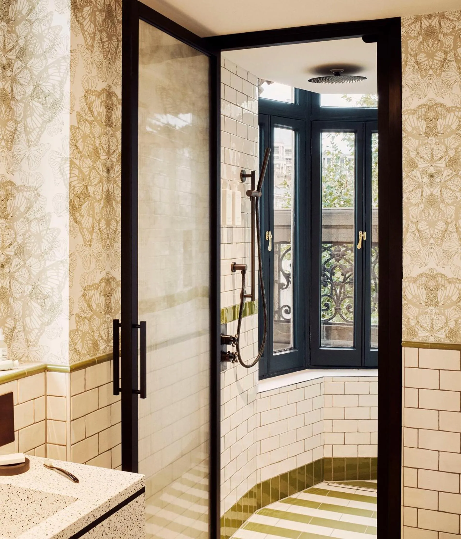 Bathroom in Hyde London City - St Paul's