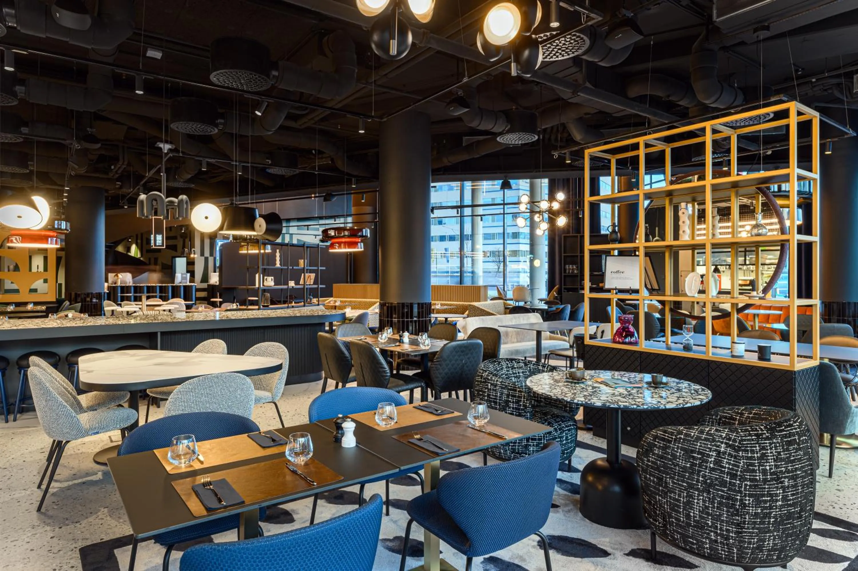 Restaurant/places to eat in TRIBE Budapest Stadium