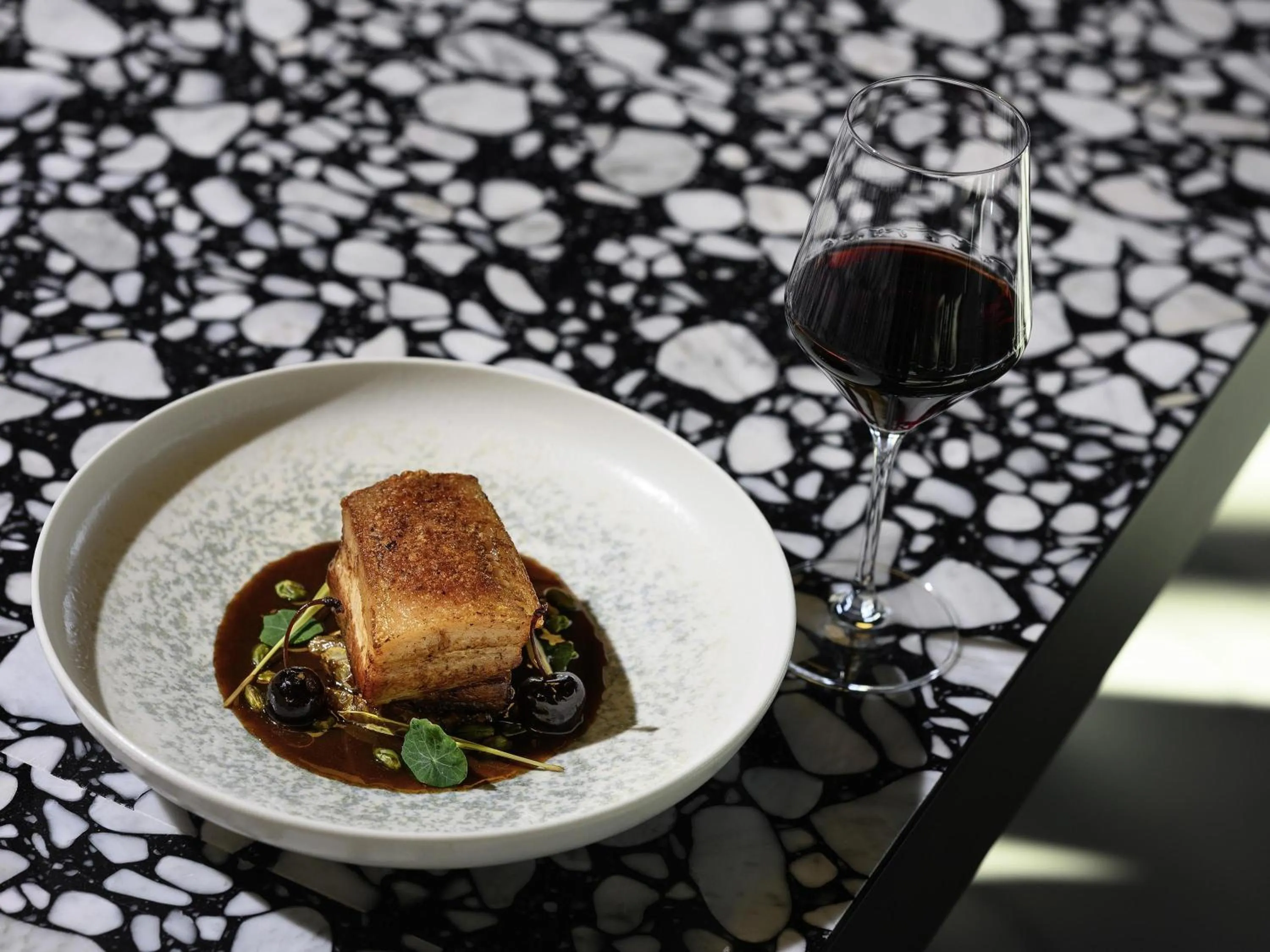 Restaurant/places to eat in ibis Budapest Stadium