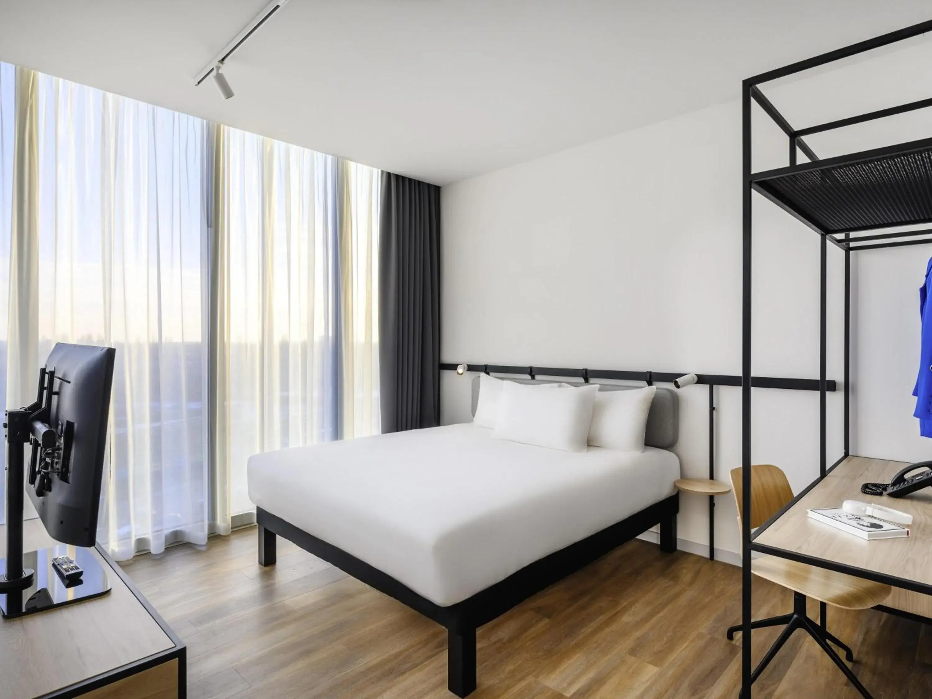 Premium Double Room with sofa bed in ibis Budapest Stadium Premium Double Room with sofa bed in ibis Budapest Stadium