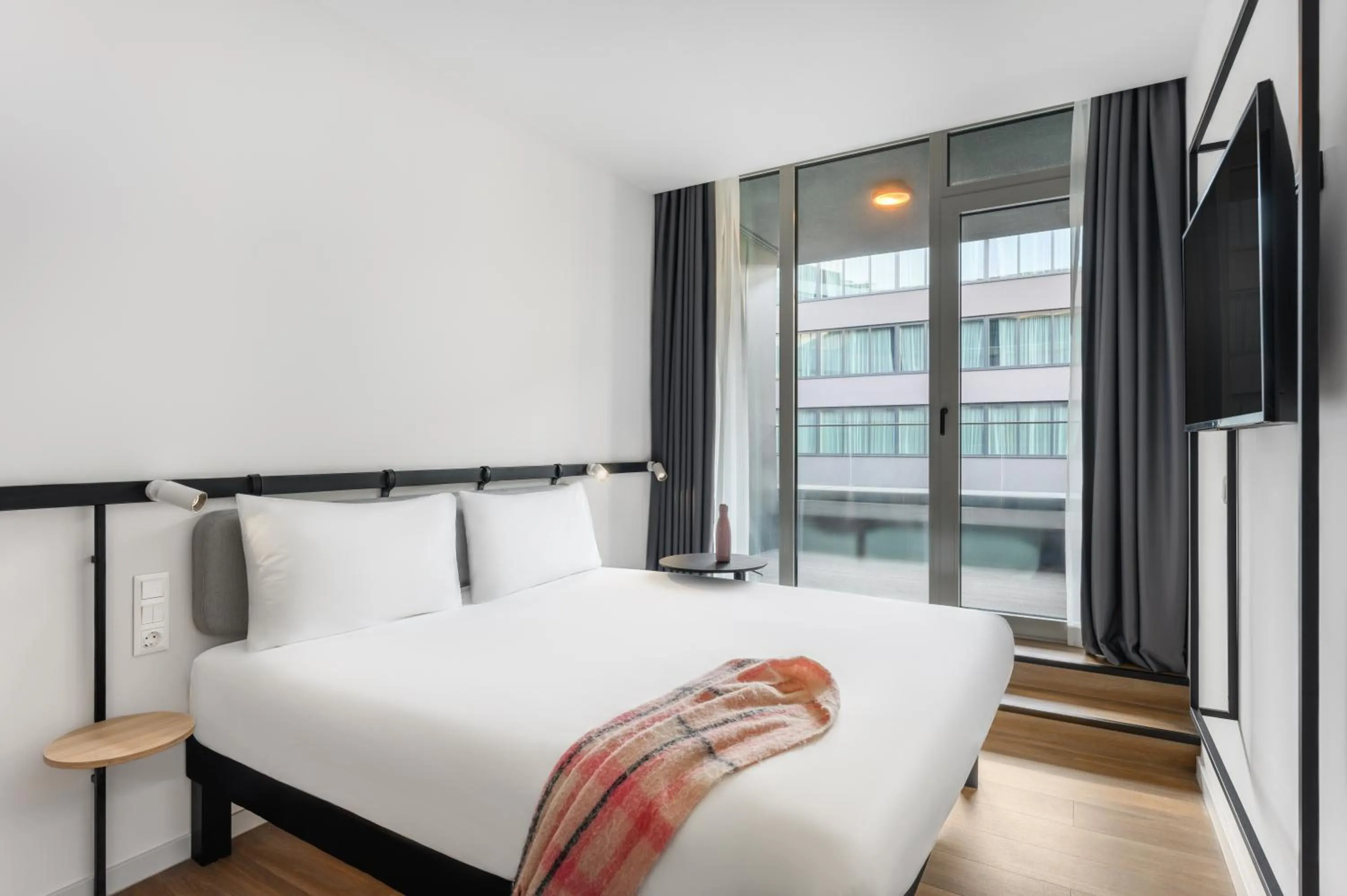 Bed in ibis Budapest Stadium