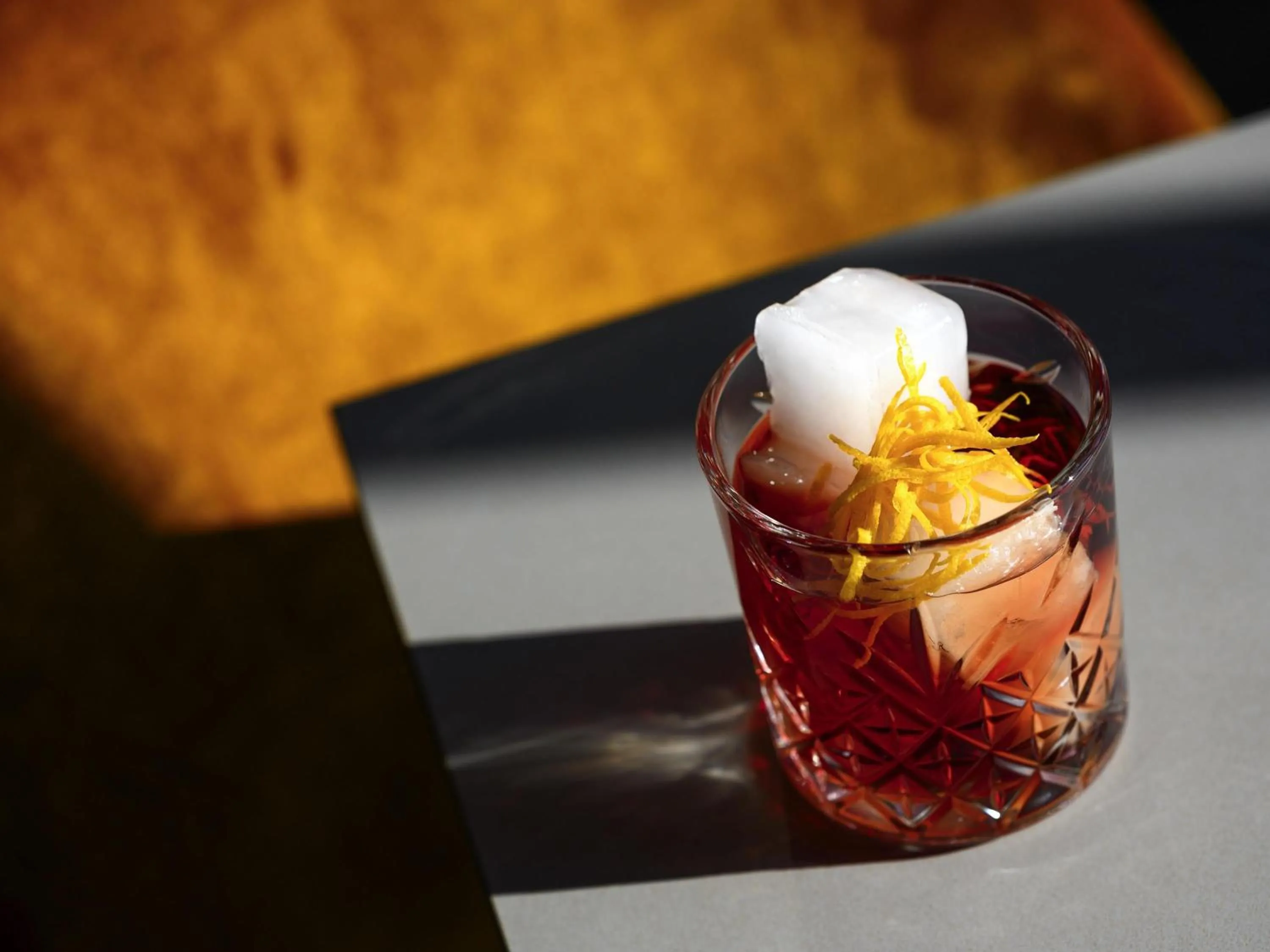 Lounge or bar in ibis Budapest Stadium