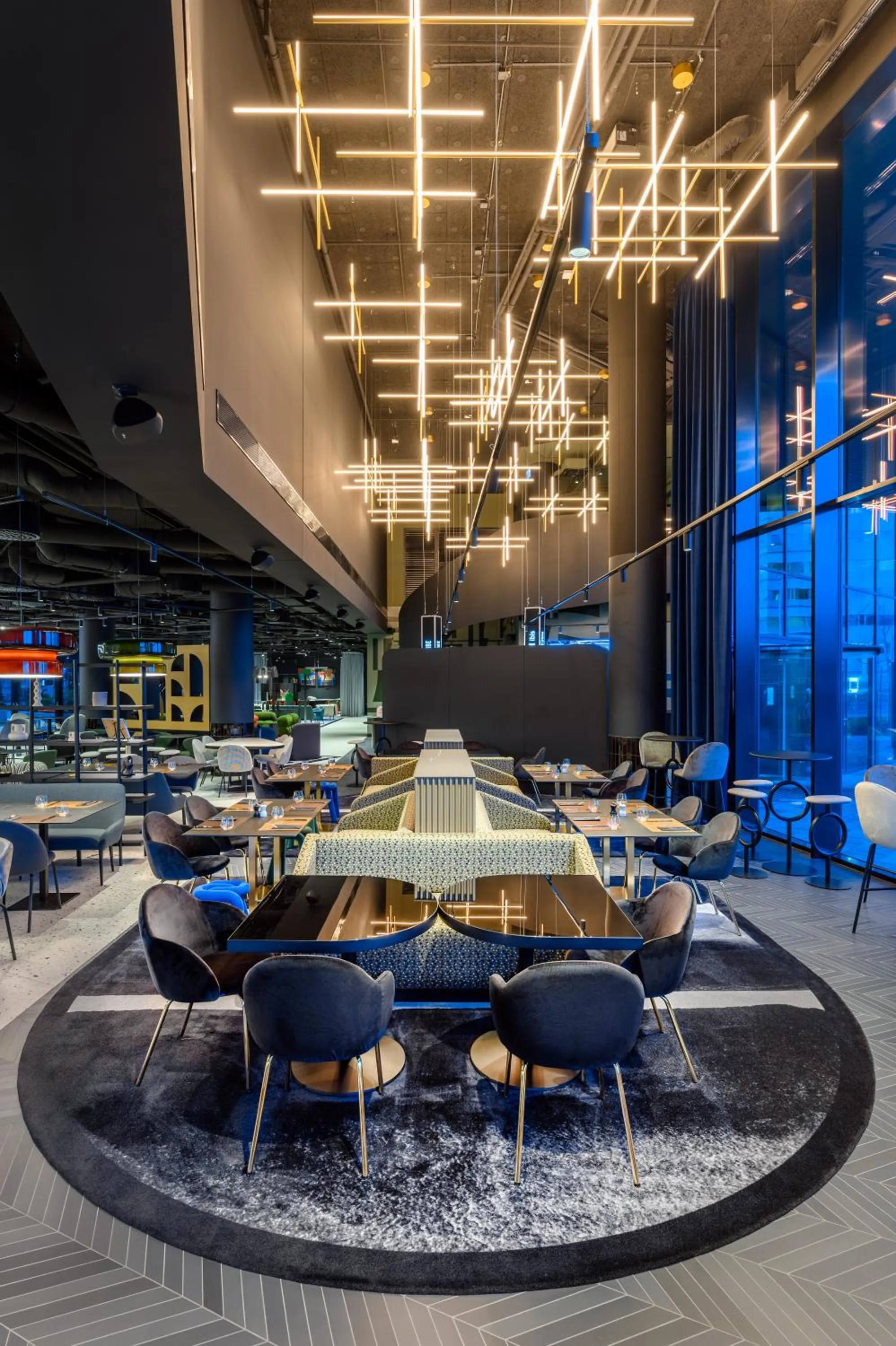 Restaurant/places to eat in ibis Budapest Stadium