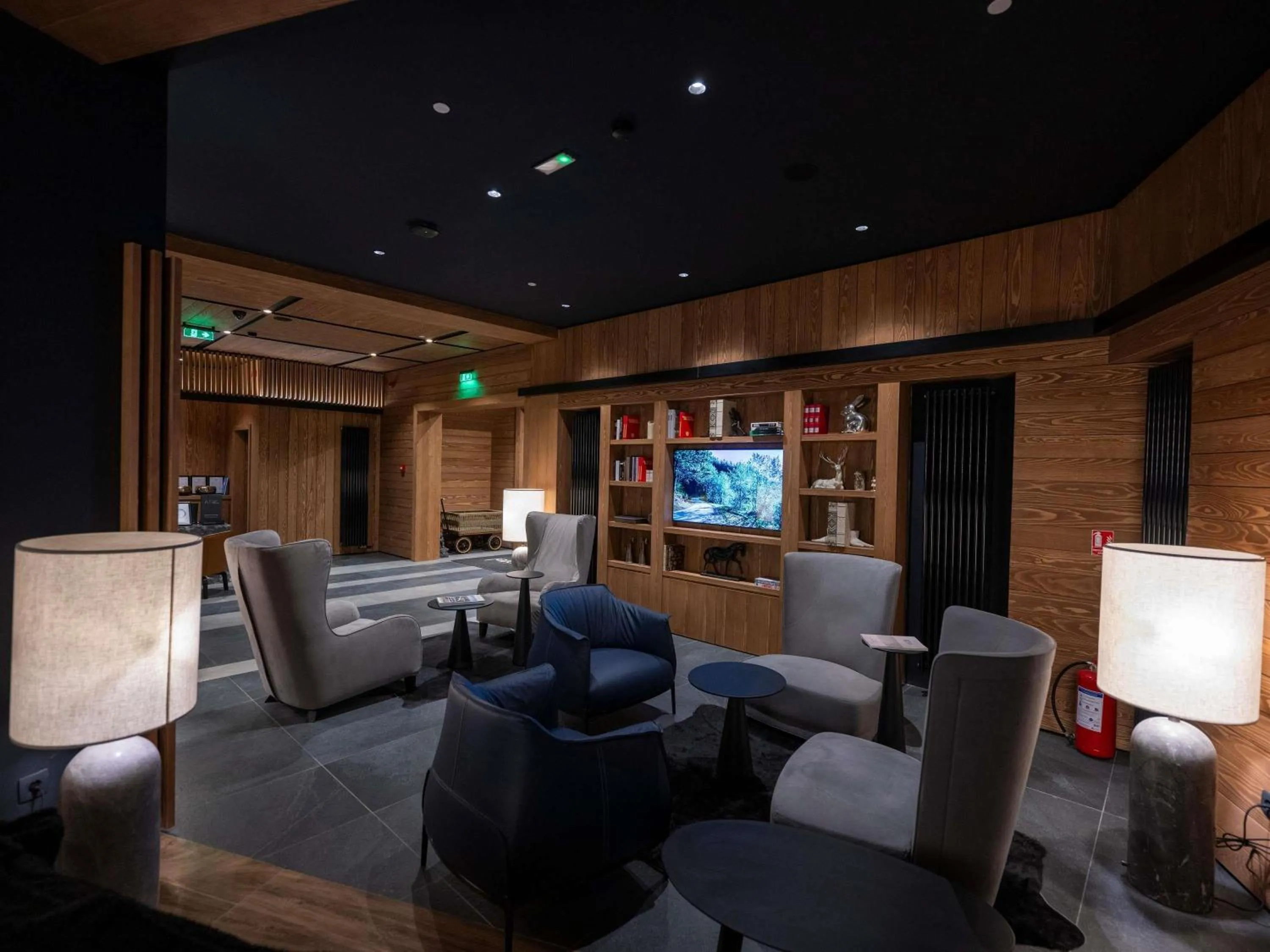 Lounge or bar in Swissôtel Resort Kolasin