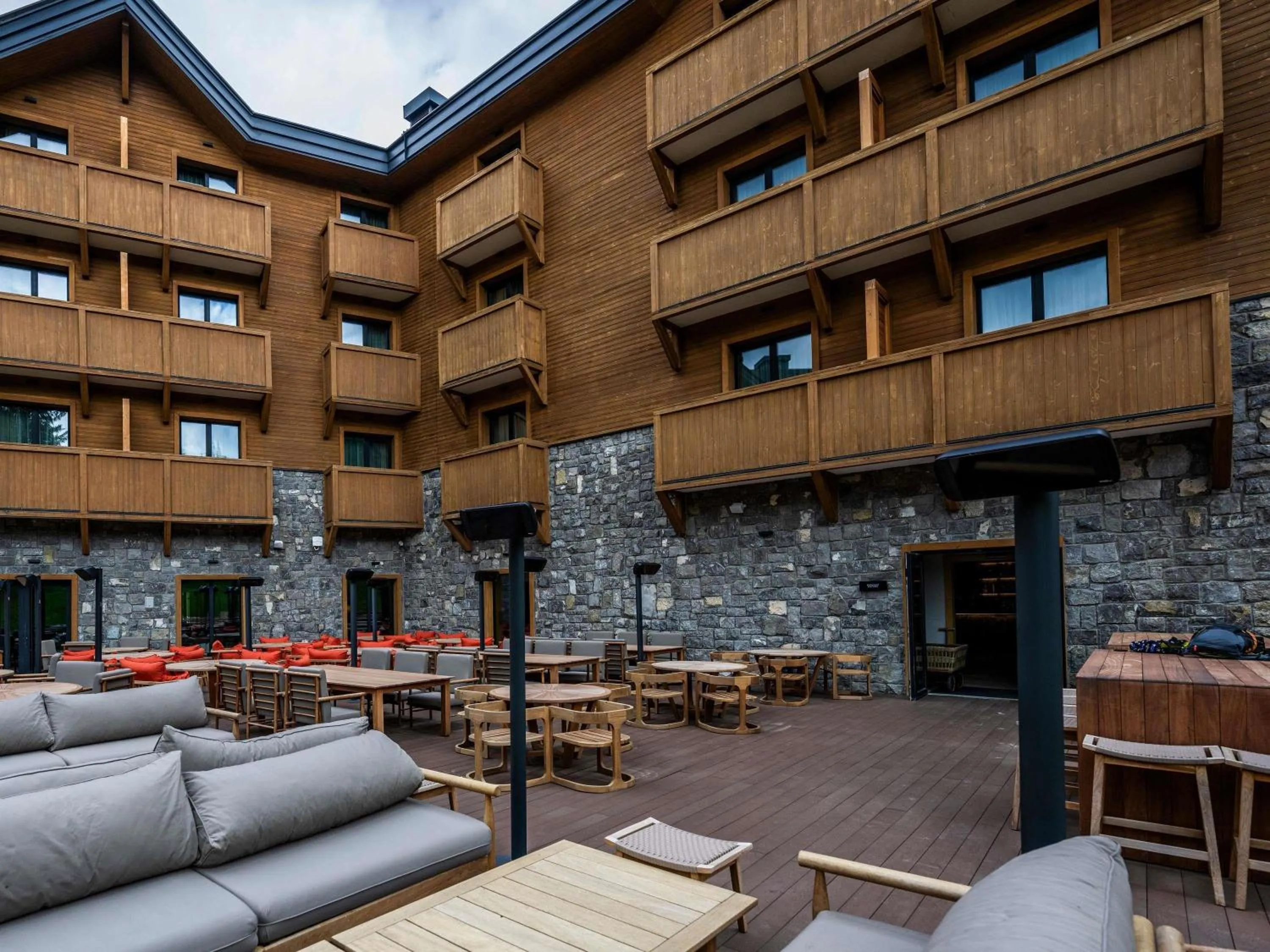 Restaurant/places to eat in Swissôtel Resort Kolasin