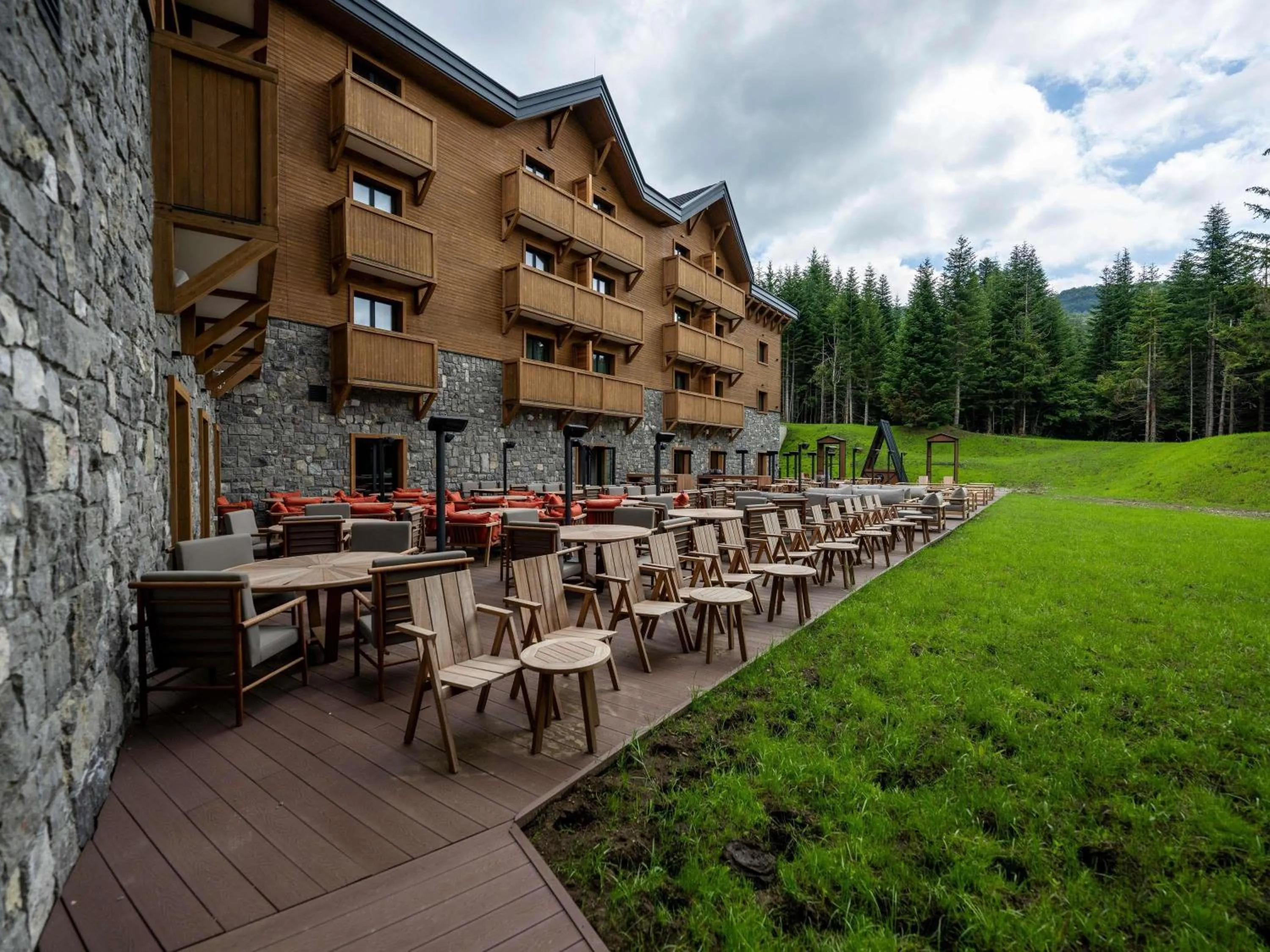 Restaurant/places to eat in Swissôtel Resort Kolasin