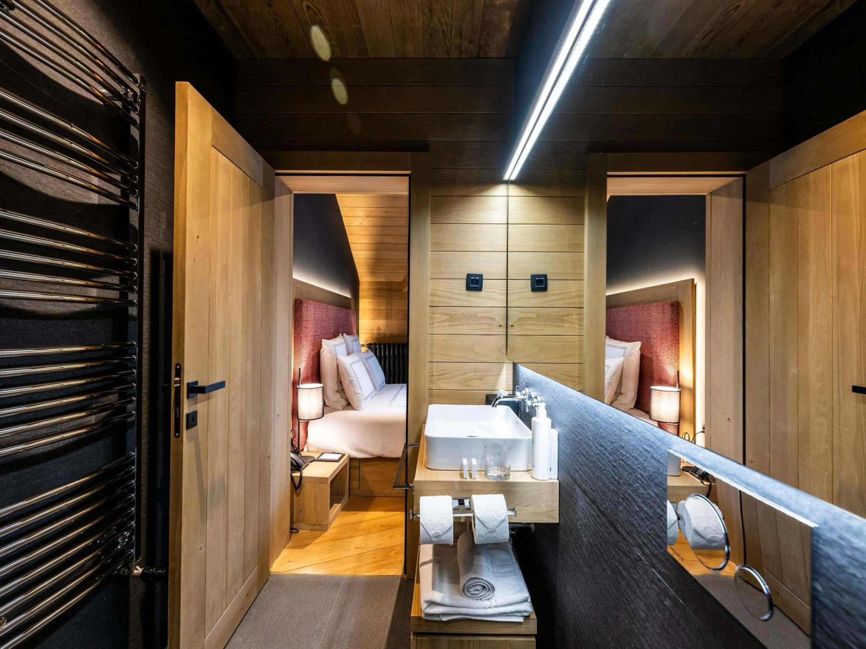 Bedroom in Swissôtel Resort Kolasin