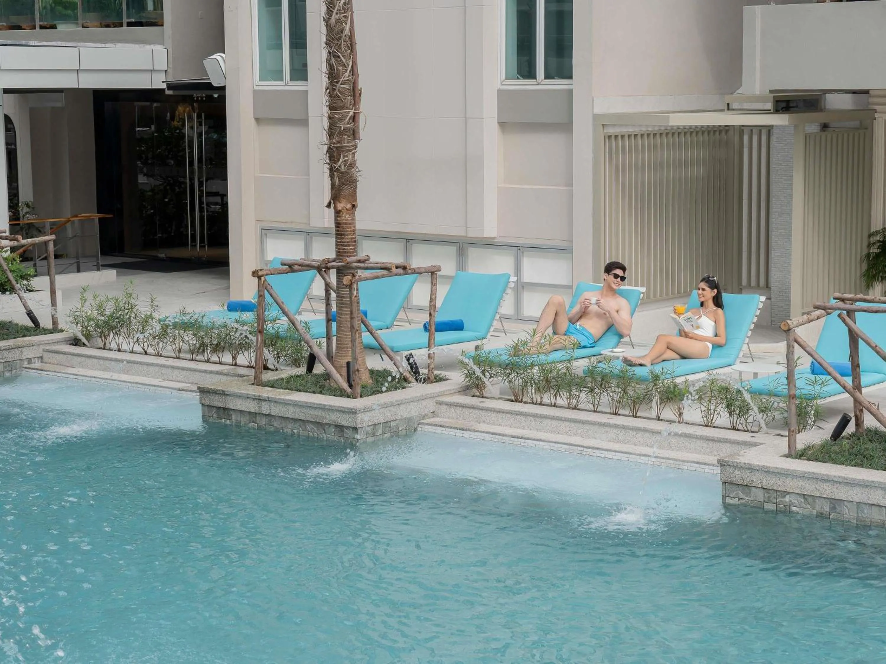 Pool view in Novotel Living Bangkok Sukhumvit Legacy