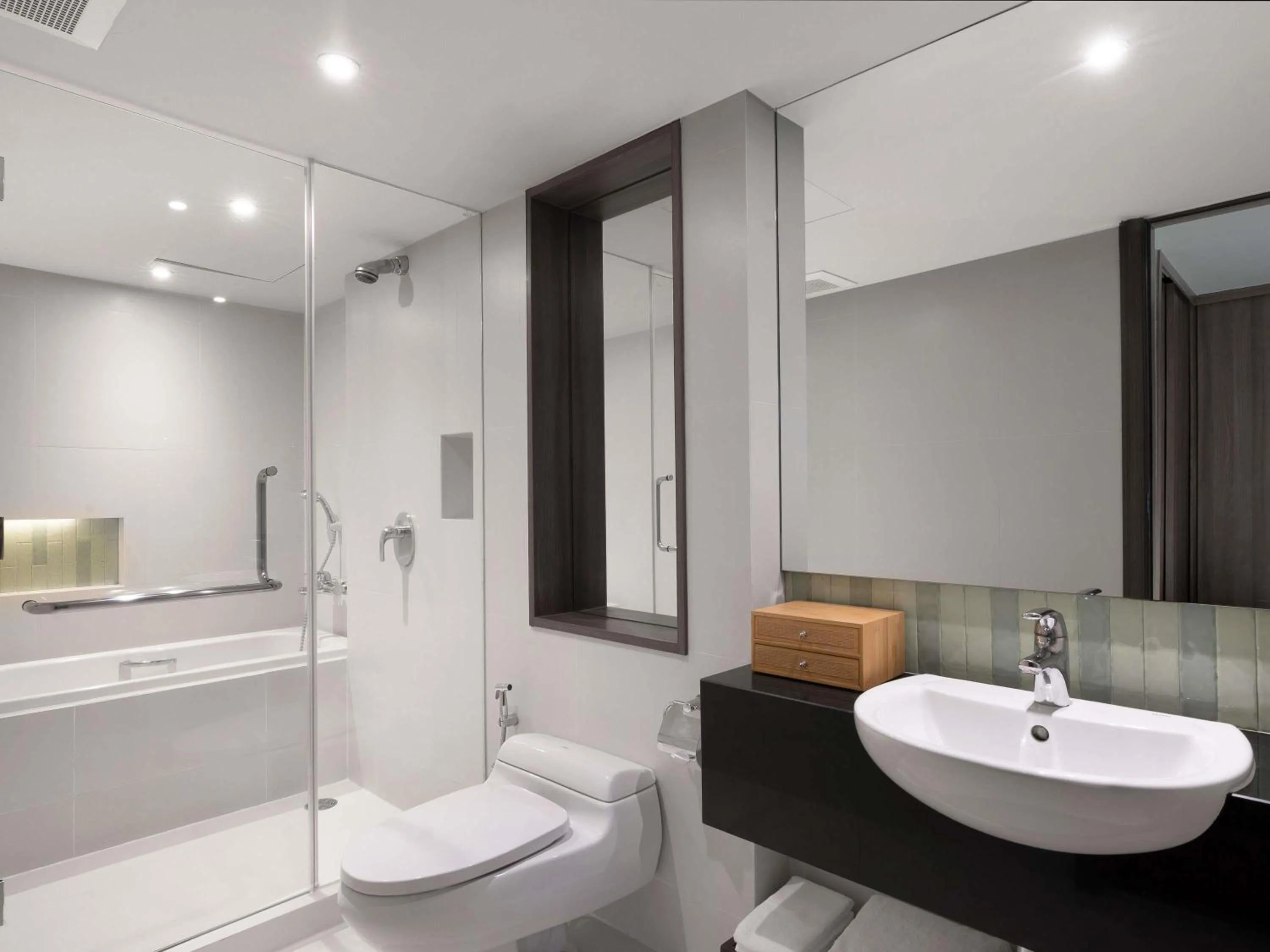 Bedroom in Novotel Living Bangkok Sukhumvit Legacy