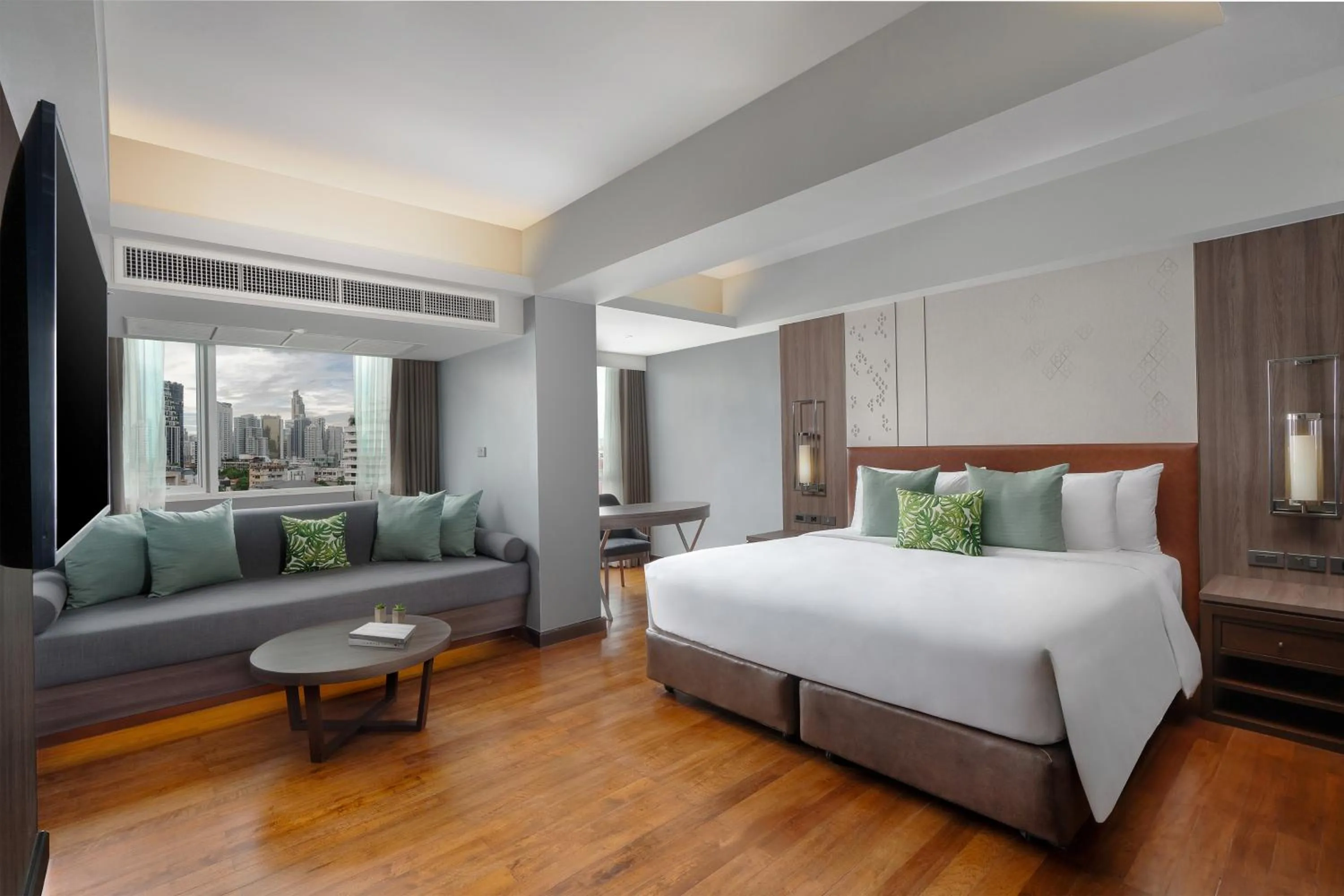 Bed in Novotel Living Bangkok Sukhumvit Legacy