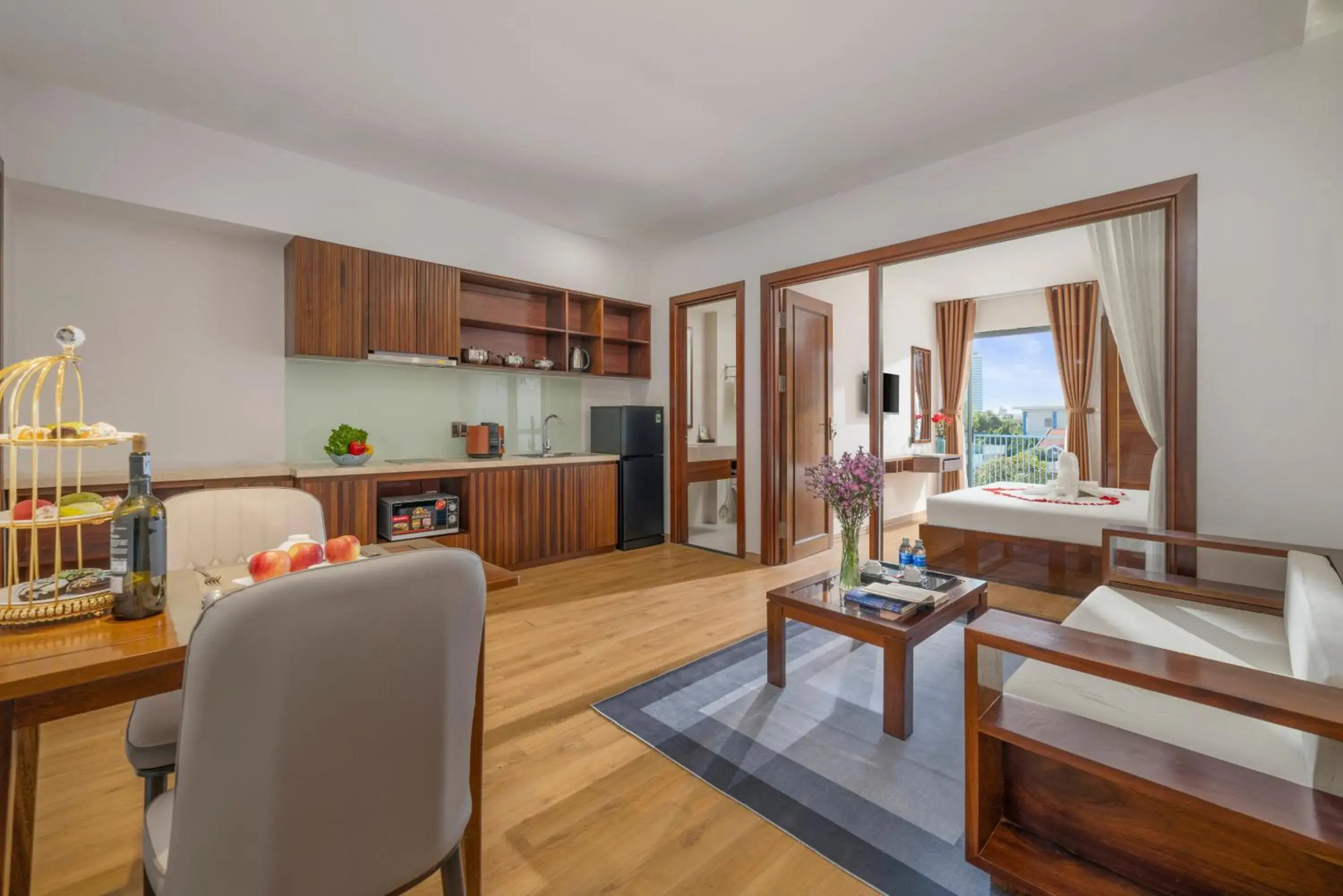 One-Bedroom Apartment with Balcony and City View in Dana Boutique Hotel & Apartment One-Bedroom Apartment with Balcony and City View in Dana Boutique Hotel & Apartment