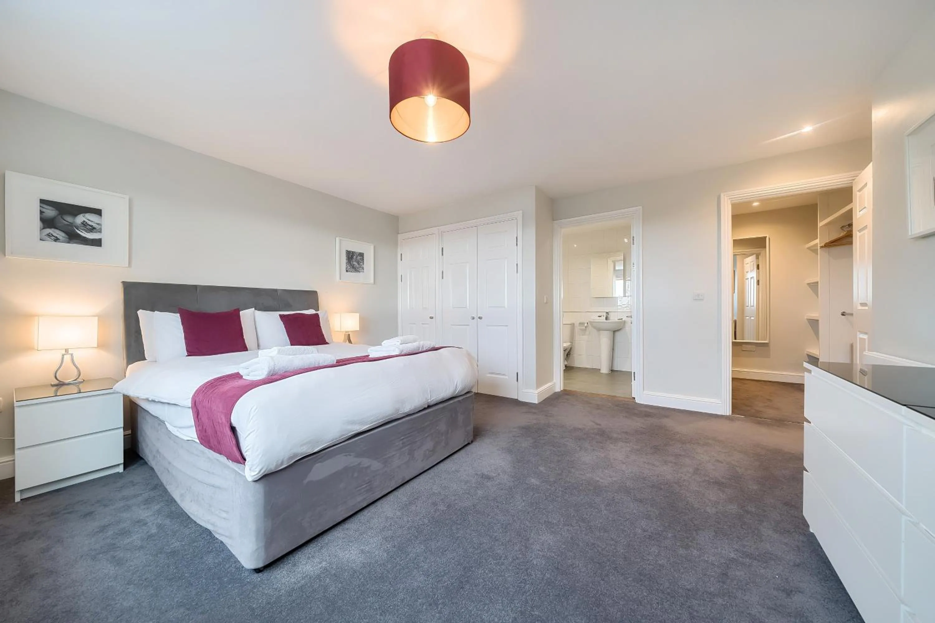 Bedroom, Bed in Roomspace Serviced Apartments - The Courtyard Penthouse