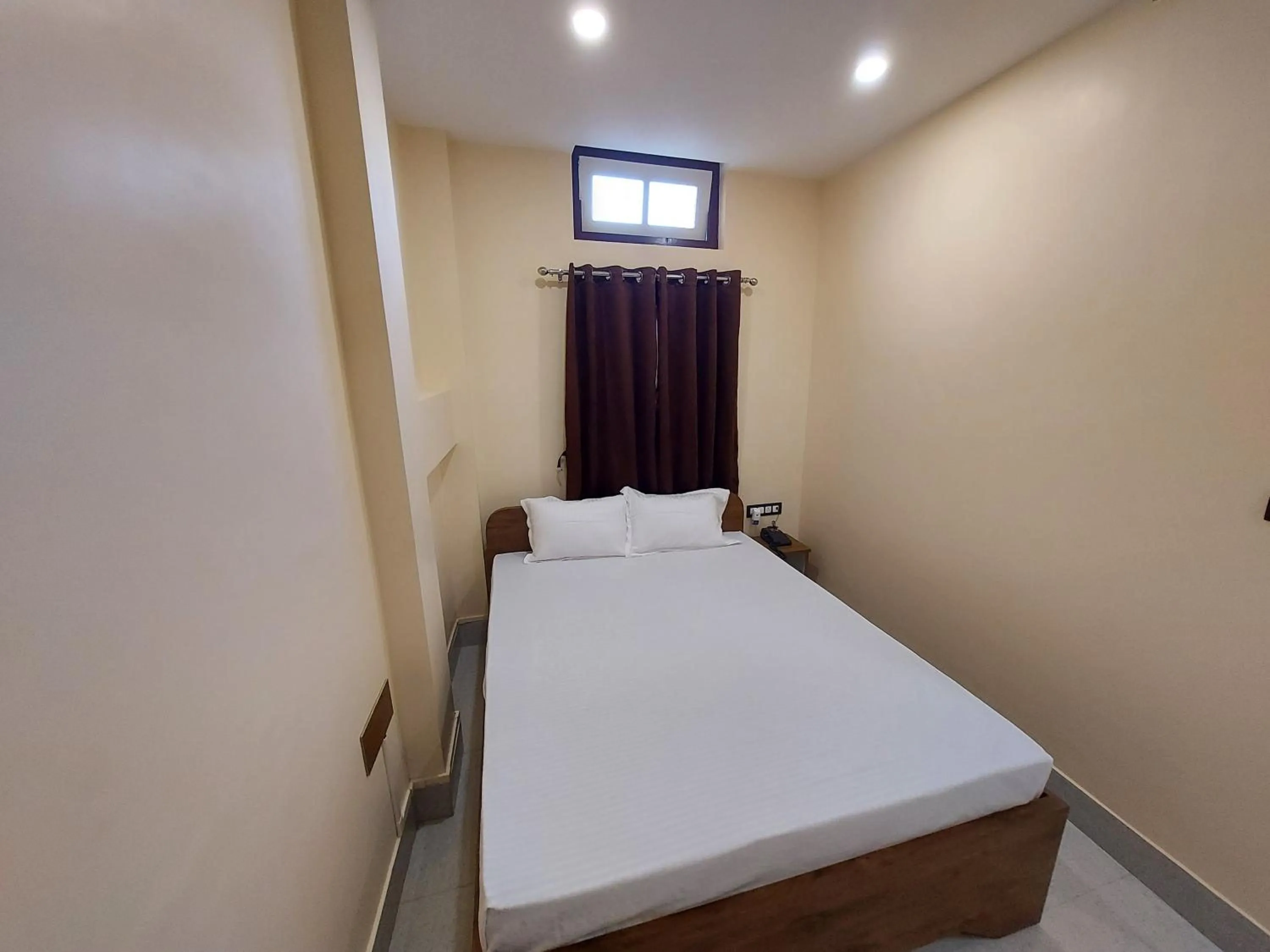 Bed in Hotel Hari Gayatri Regent