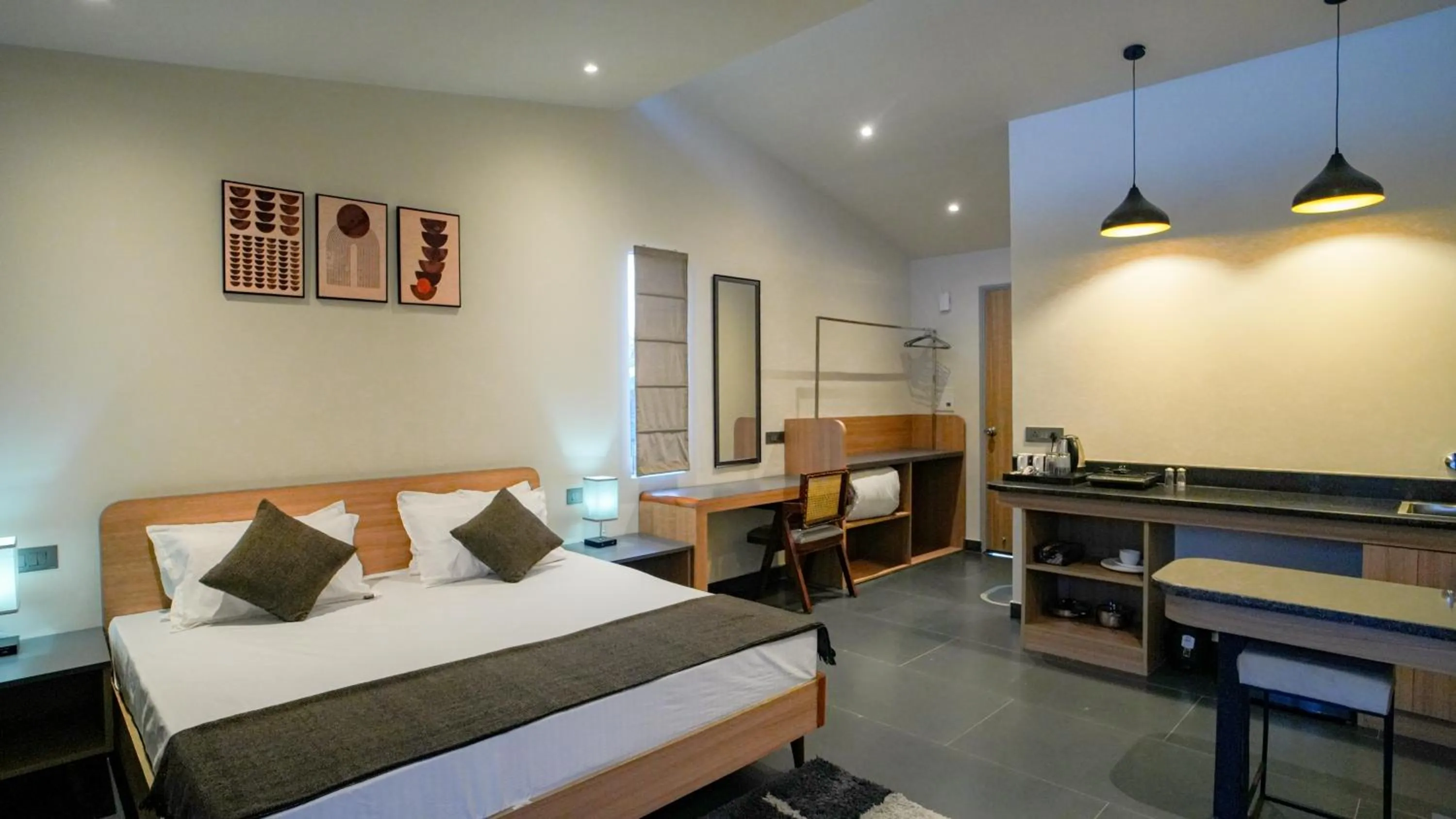 Bed in Bir Valley Retreat