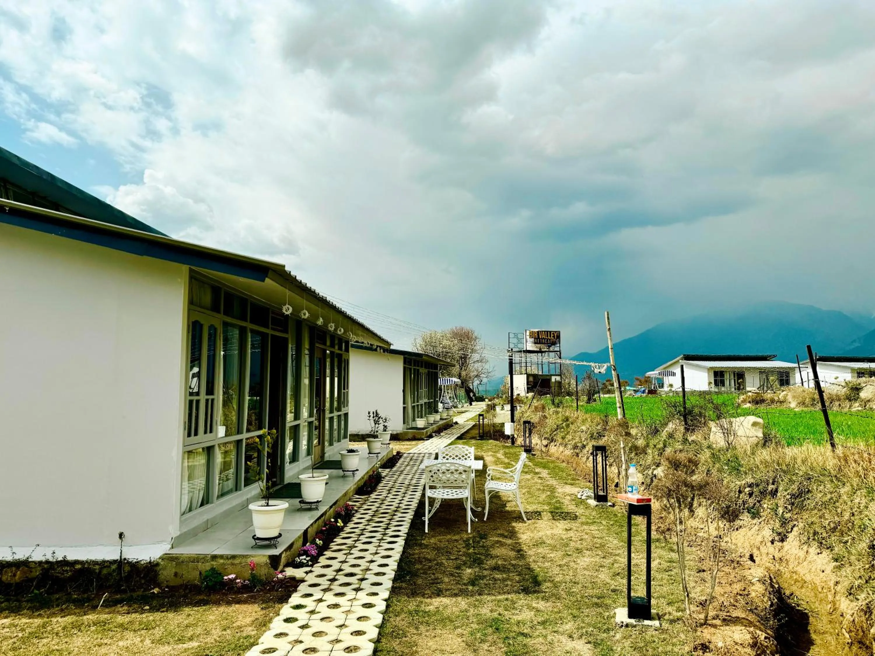 Spring in Bir Valley Retreat