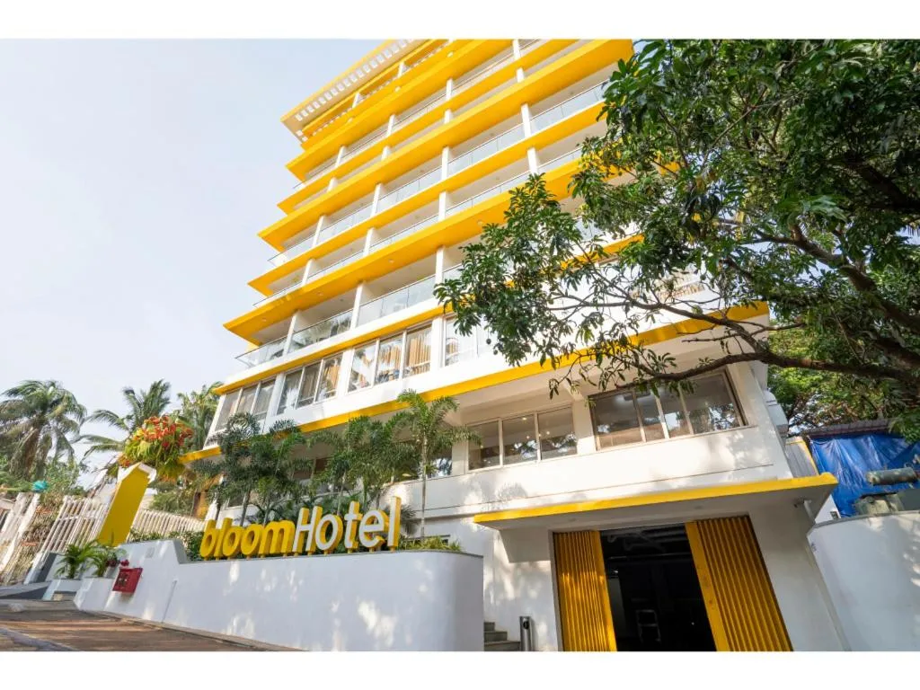 Property building in Bloom Hotel - Dona Paula