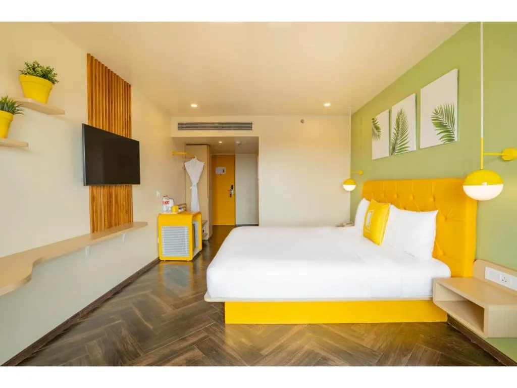 Bedroom, Bed in Bloom Hotel - Dona Paula