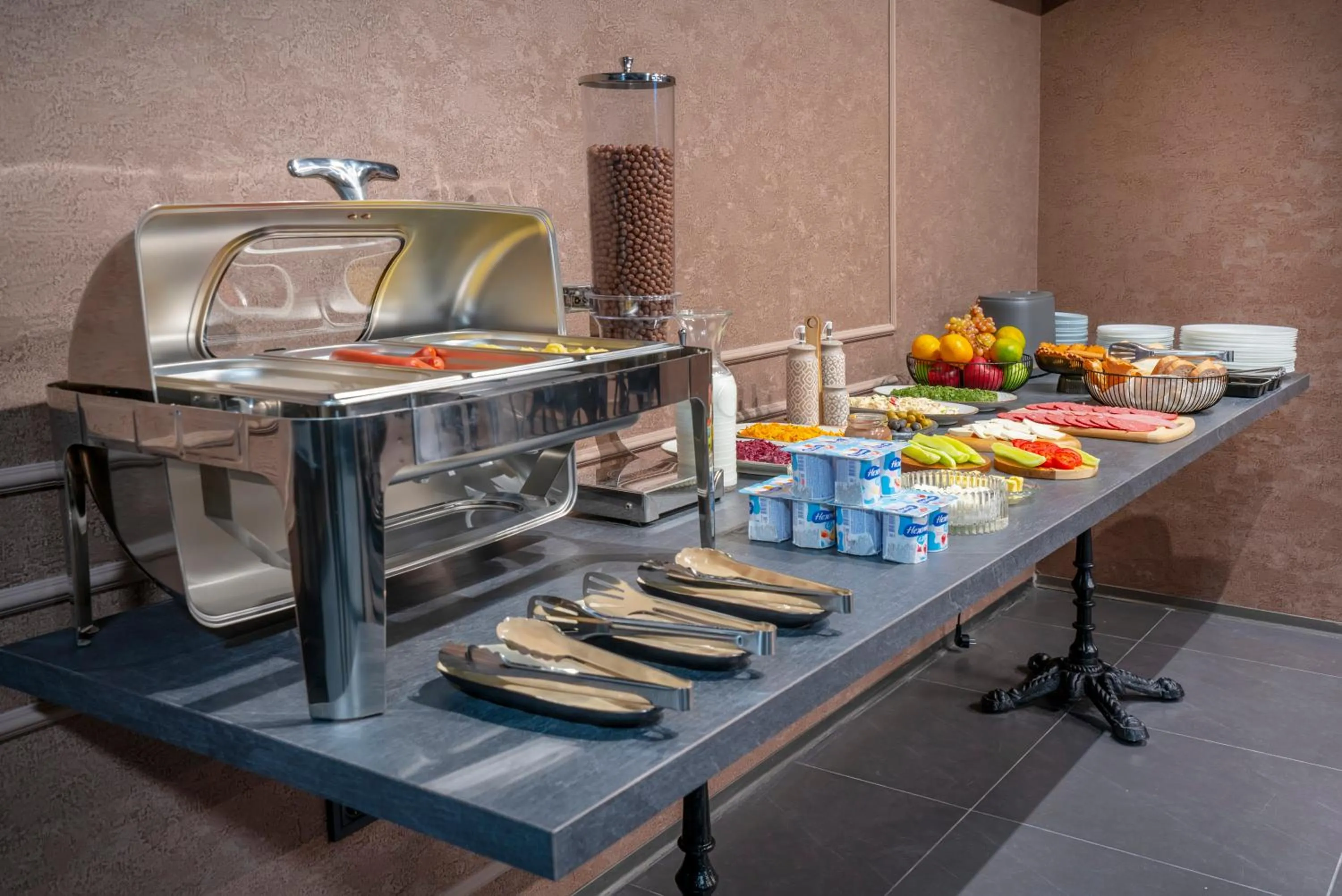 Breakfast in Hotel Best Tbilisi