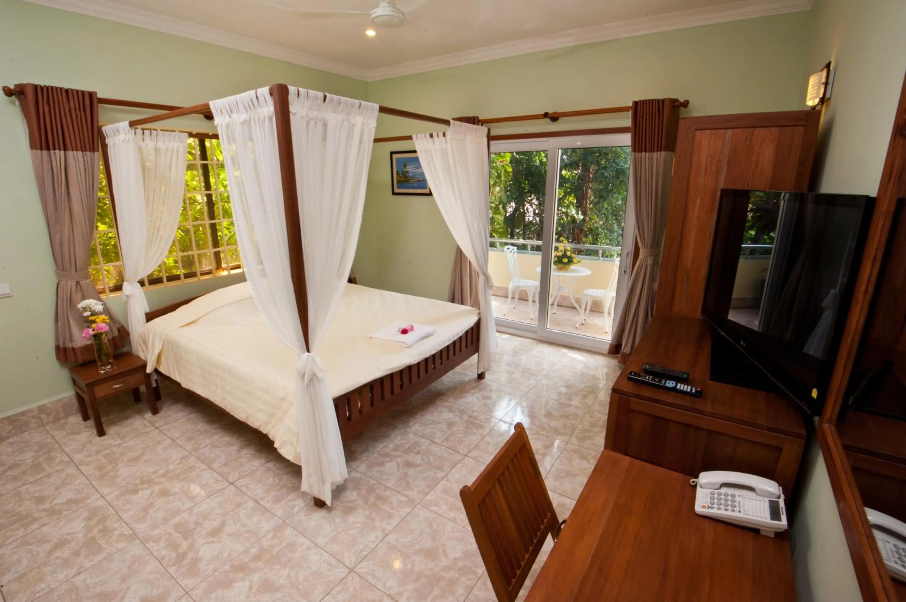 Bedroom, Bed in Villa Grange
