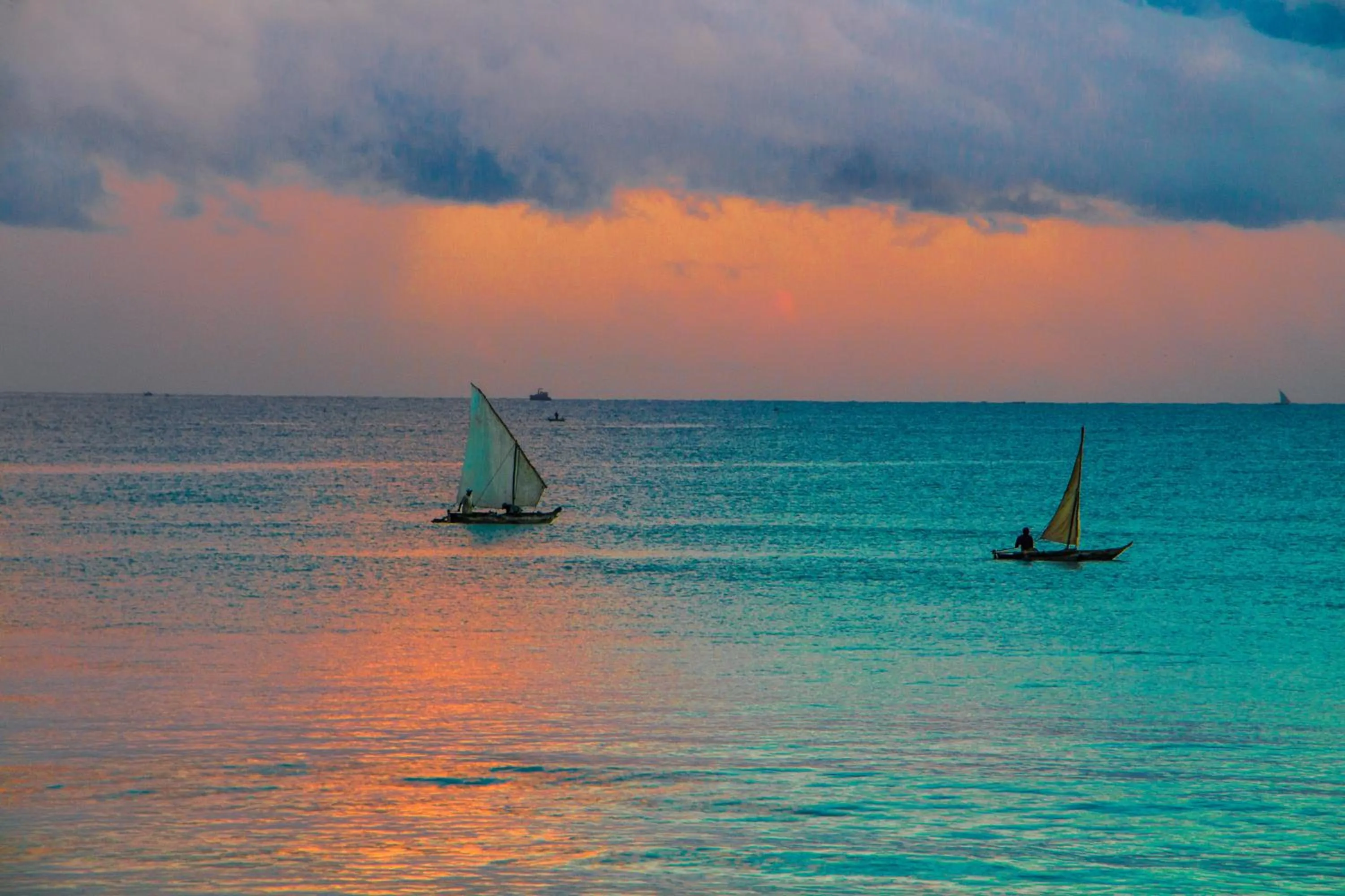 Beach in Sunrise Beach Resort