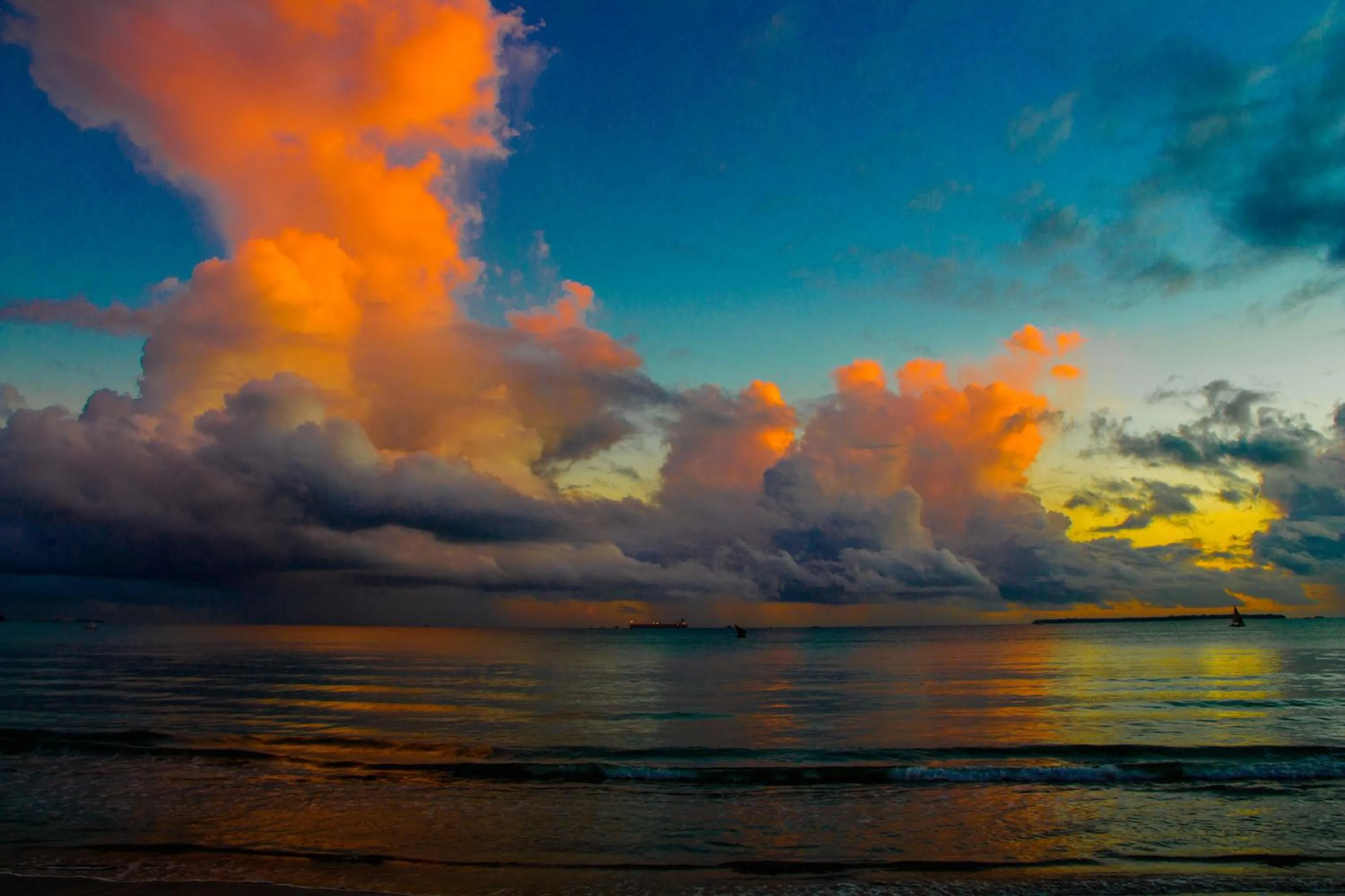 Beach in Sunrise Beach Resort