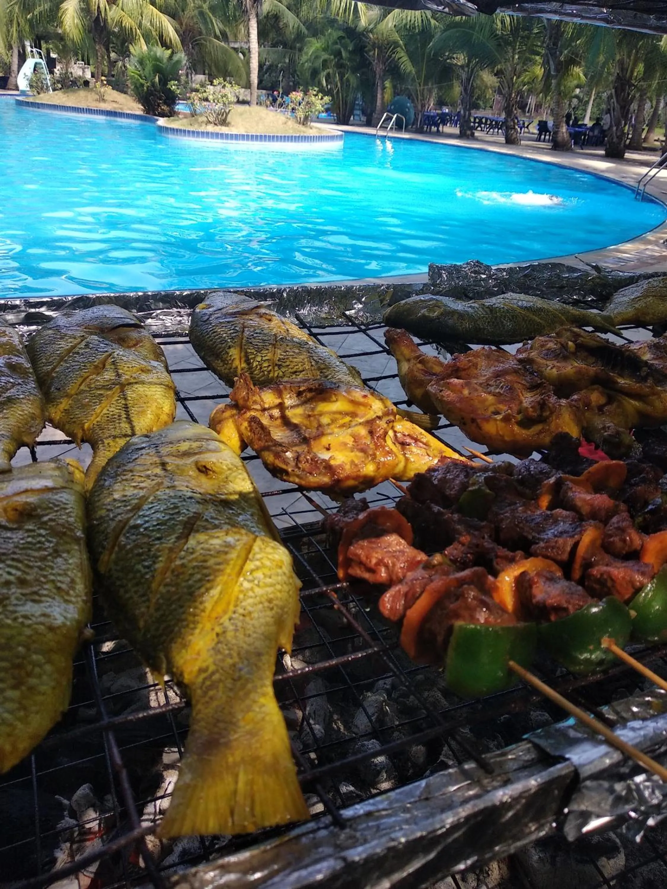 BBQ facilities in Sunrise Beach Resort