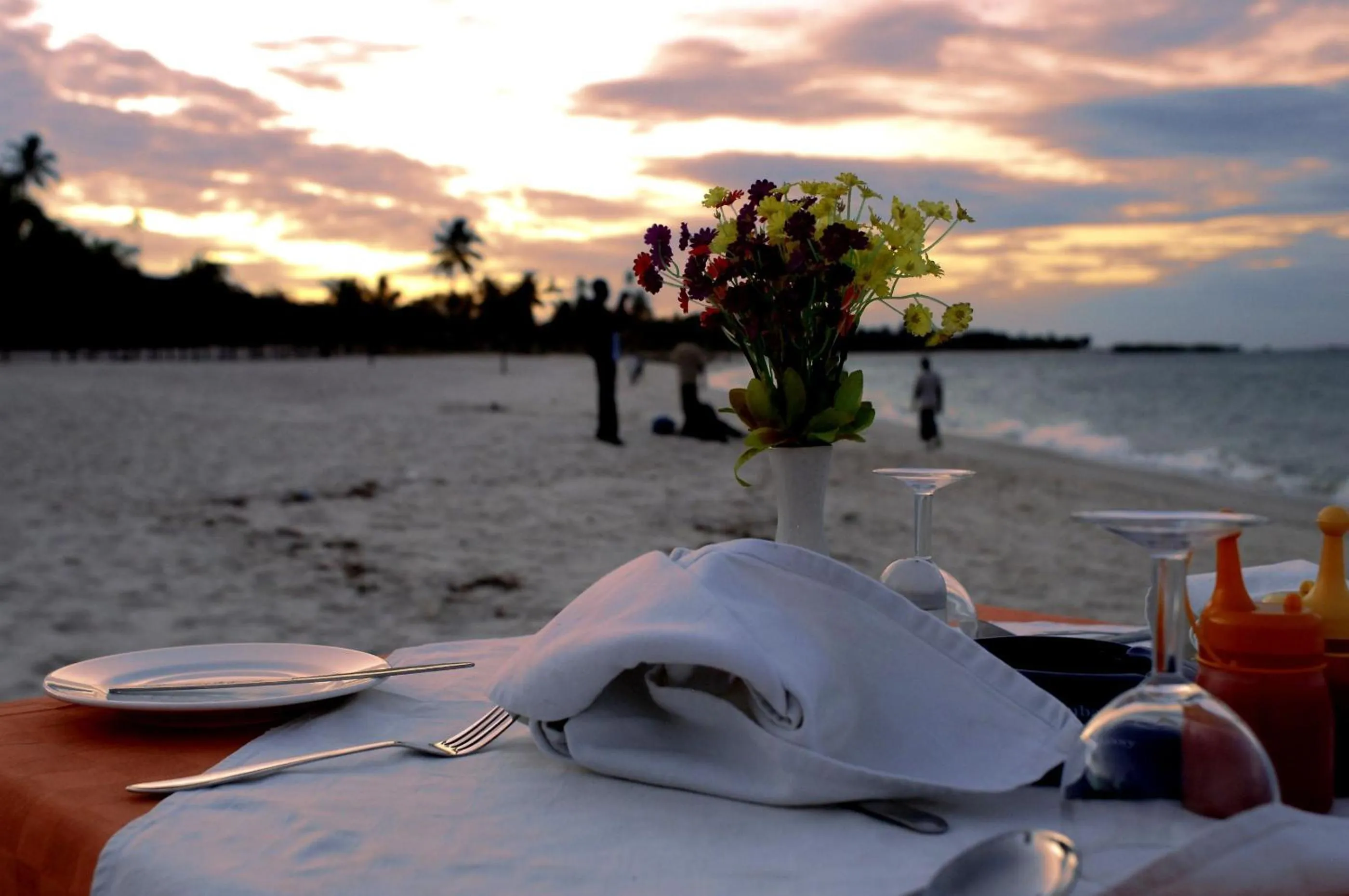 Restaurant/places to eat in Sunrise Beach Resort