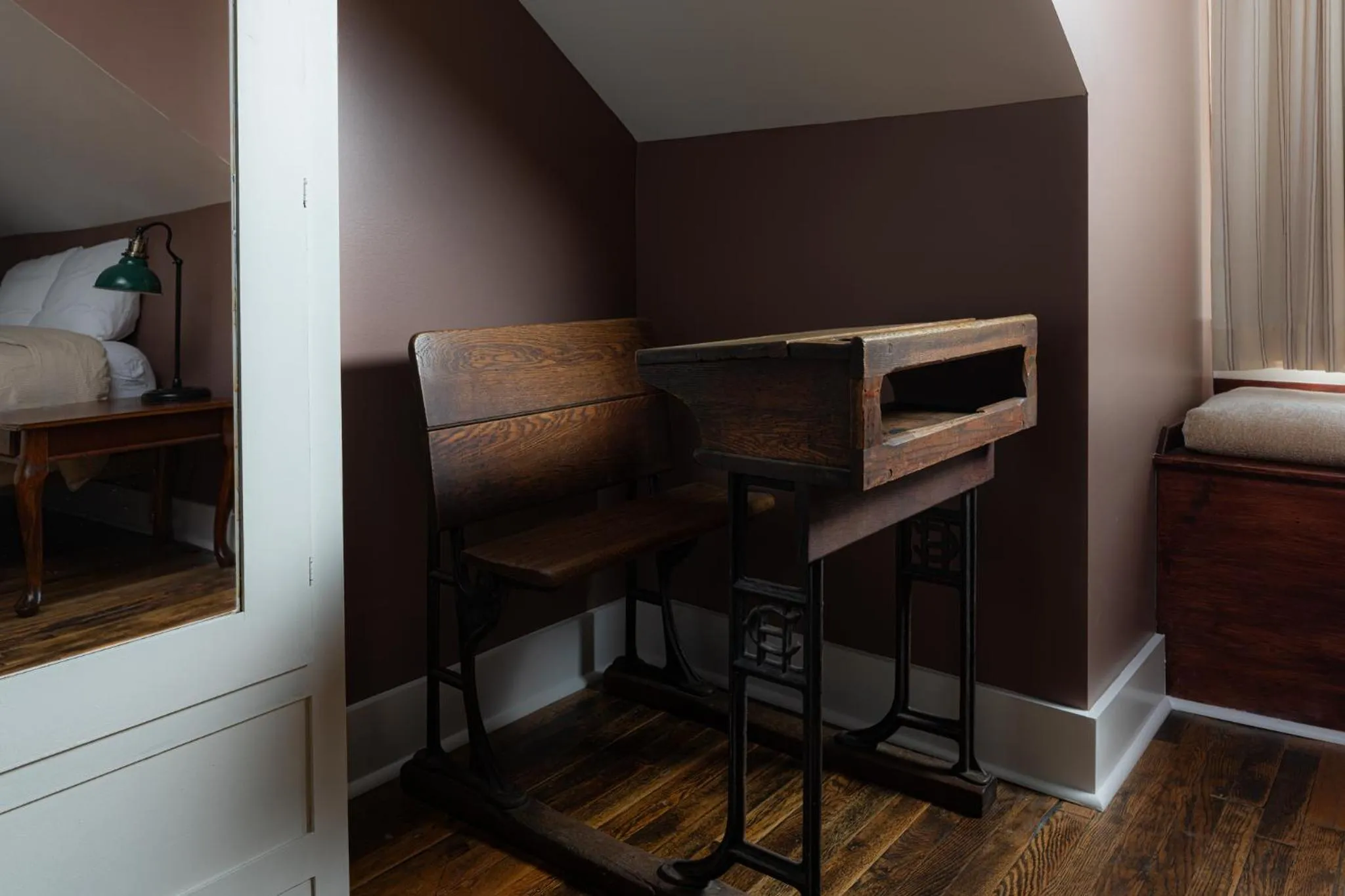 Bedroom, Bed in The NuWray Hotel & Carriage House