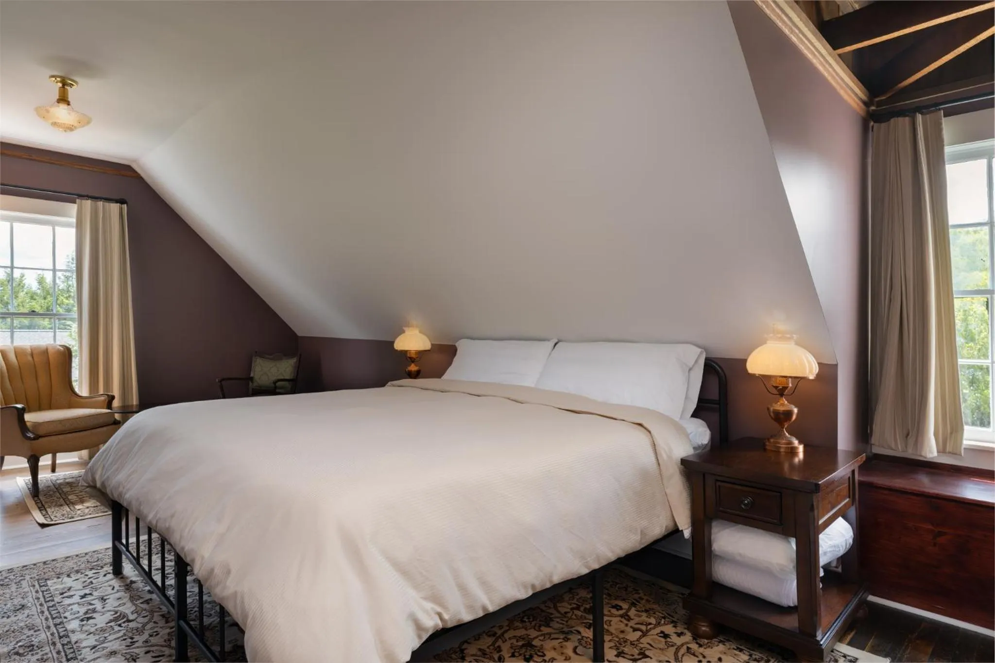 Bedroom, Bed in The NuWray Hotel & Carriage House