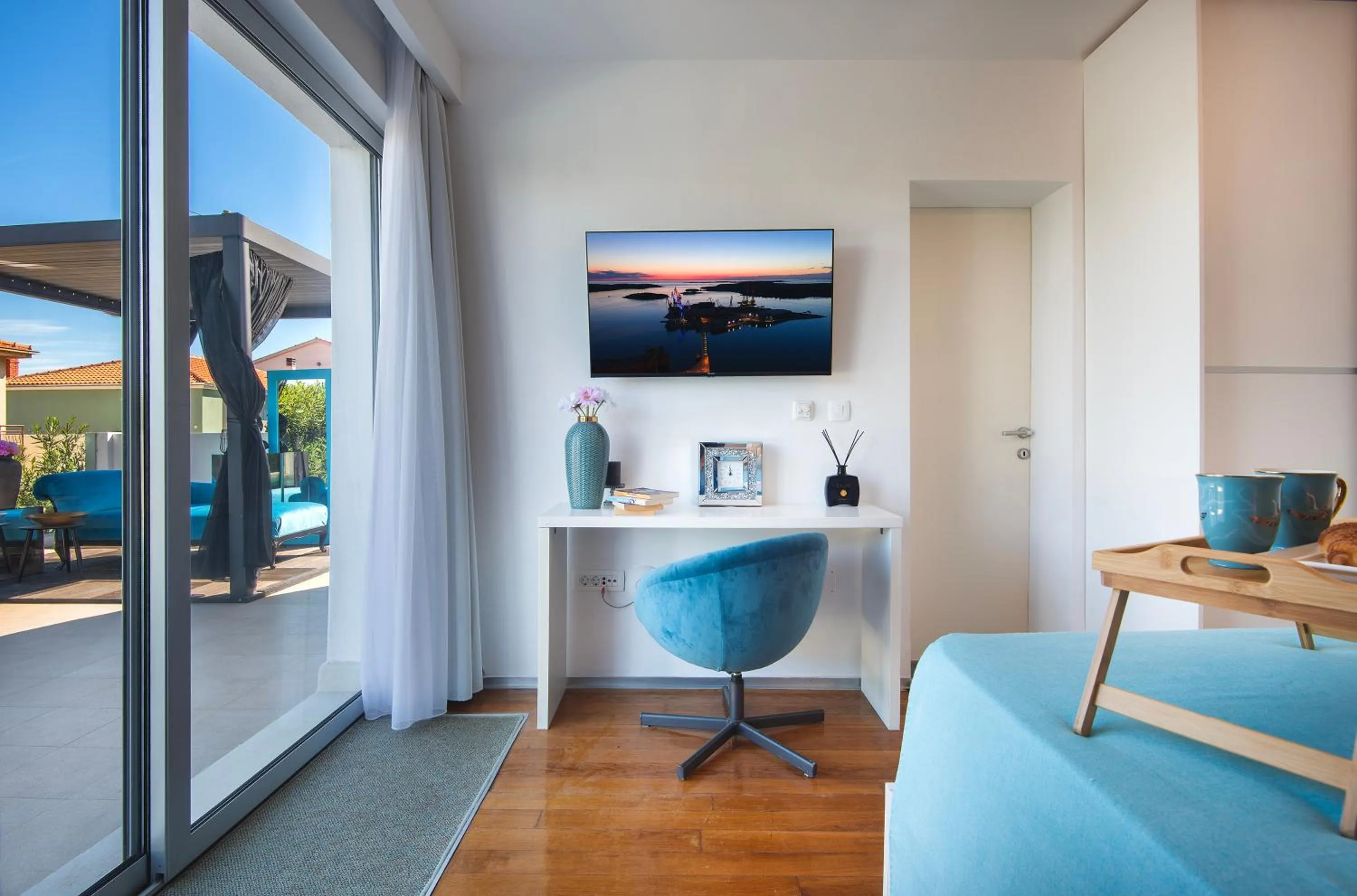 Swimming pool in Monvidal by Bura Hotels - Adults Only