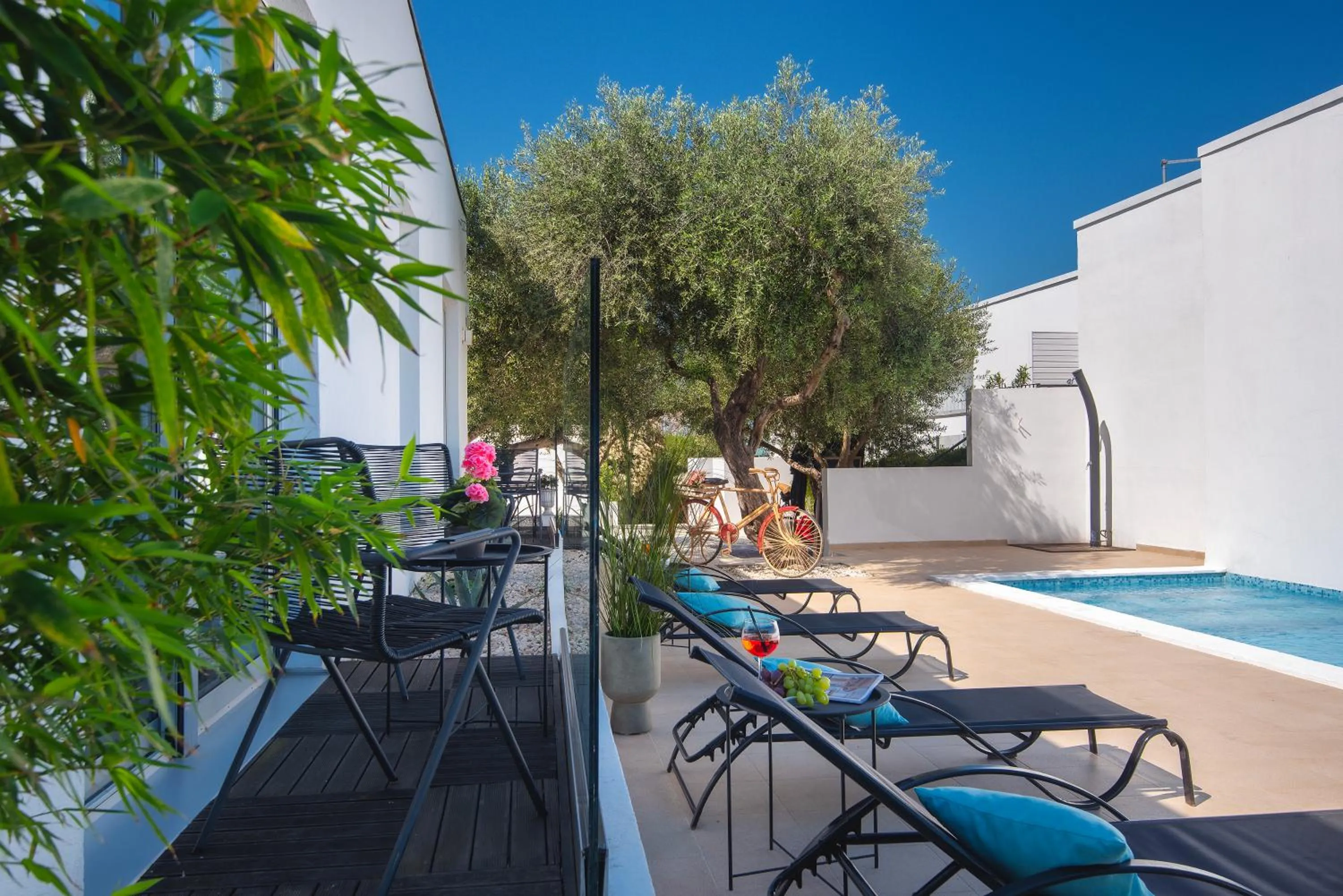 Swimming pool in Monvidal by Bura Hotels - Adults Only