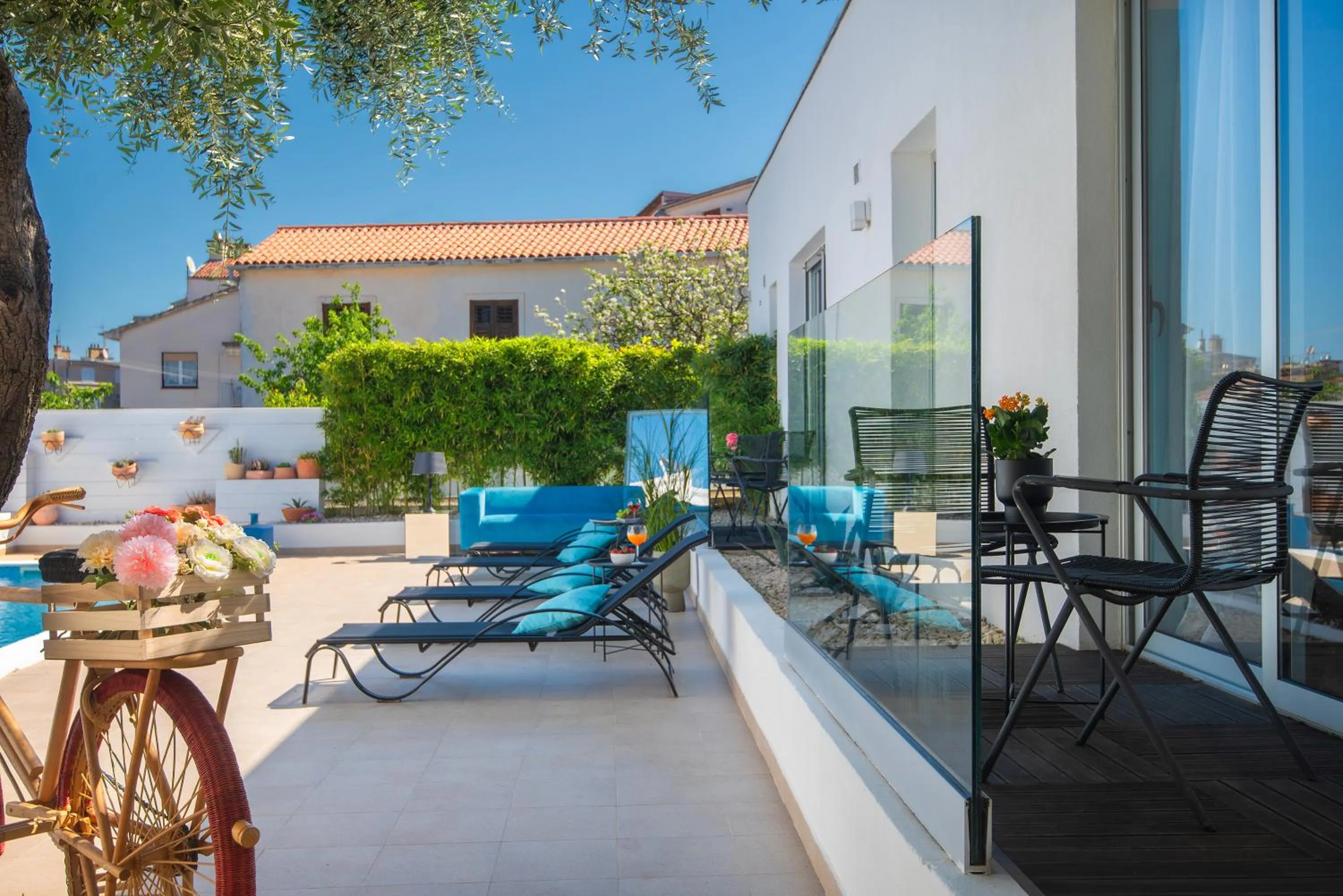 Swimming pool in Monvidal by Bura Hotels - Adults Only