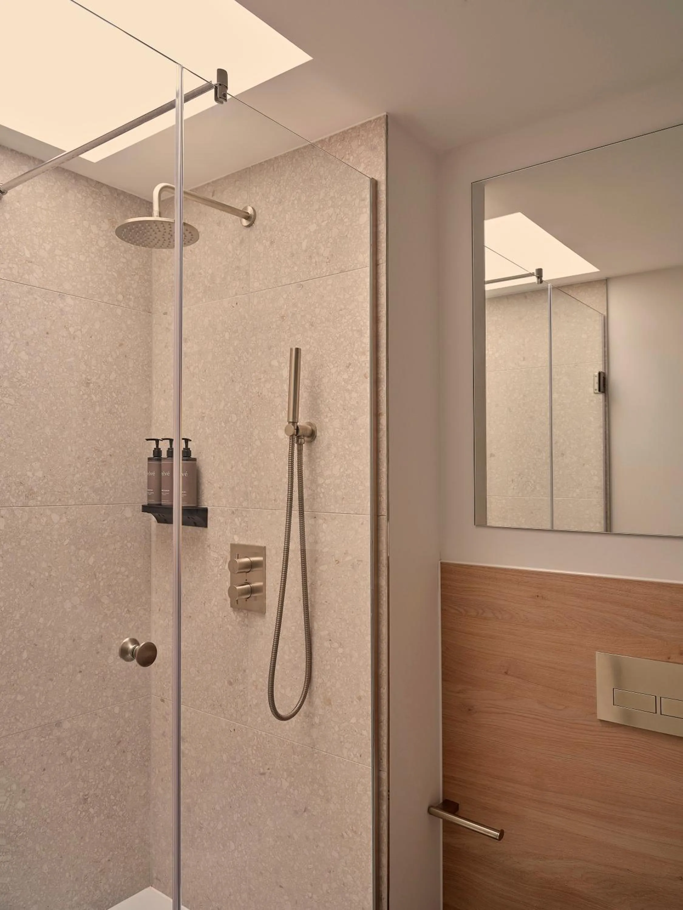 Shower in The Marloes